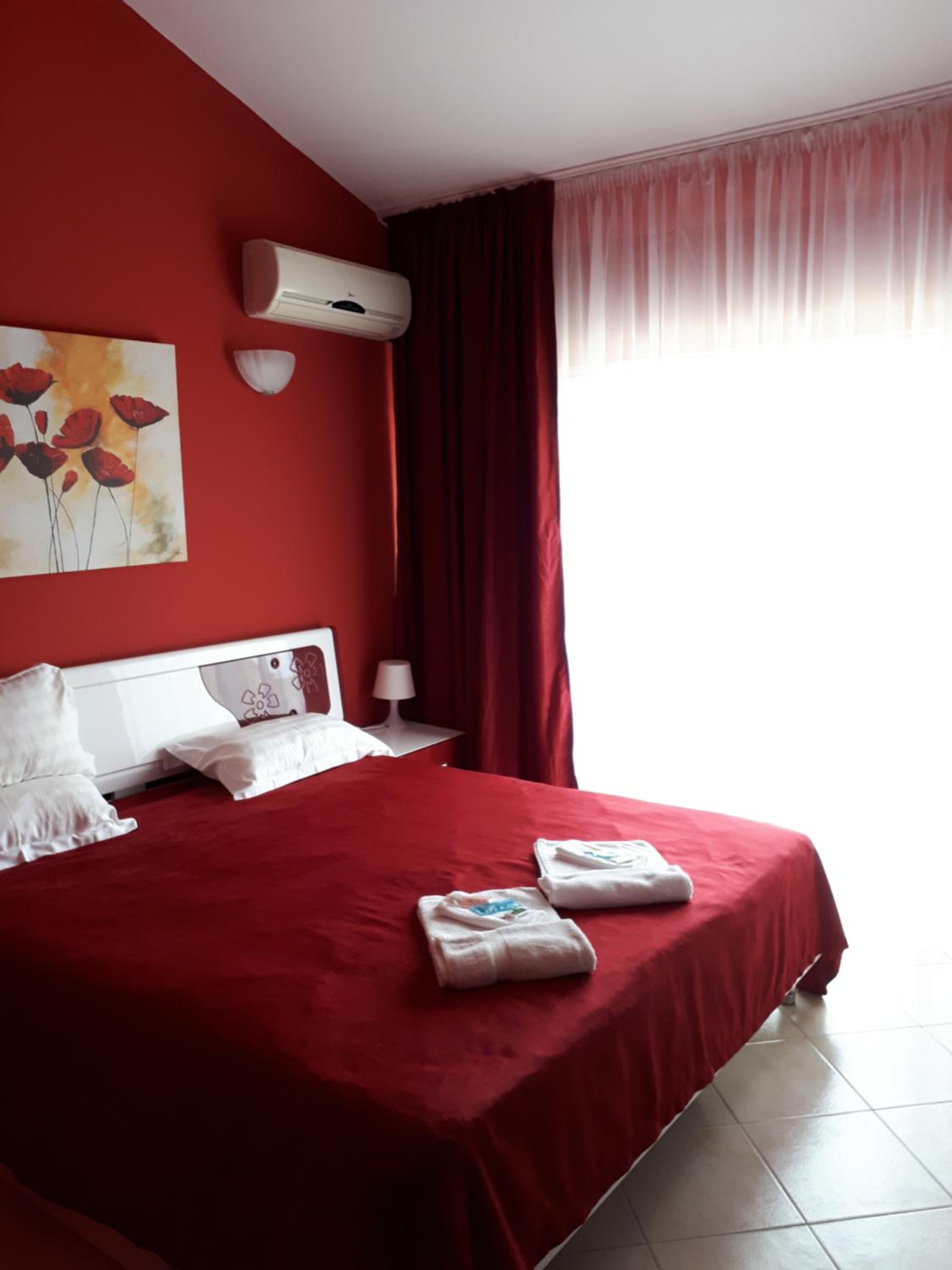 Deluxe Double Room with Balcony and Sea View photo 1