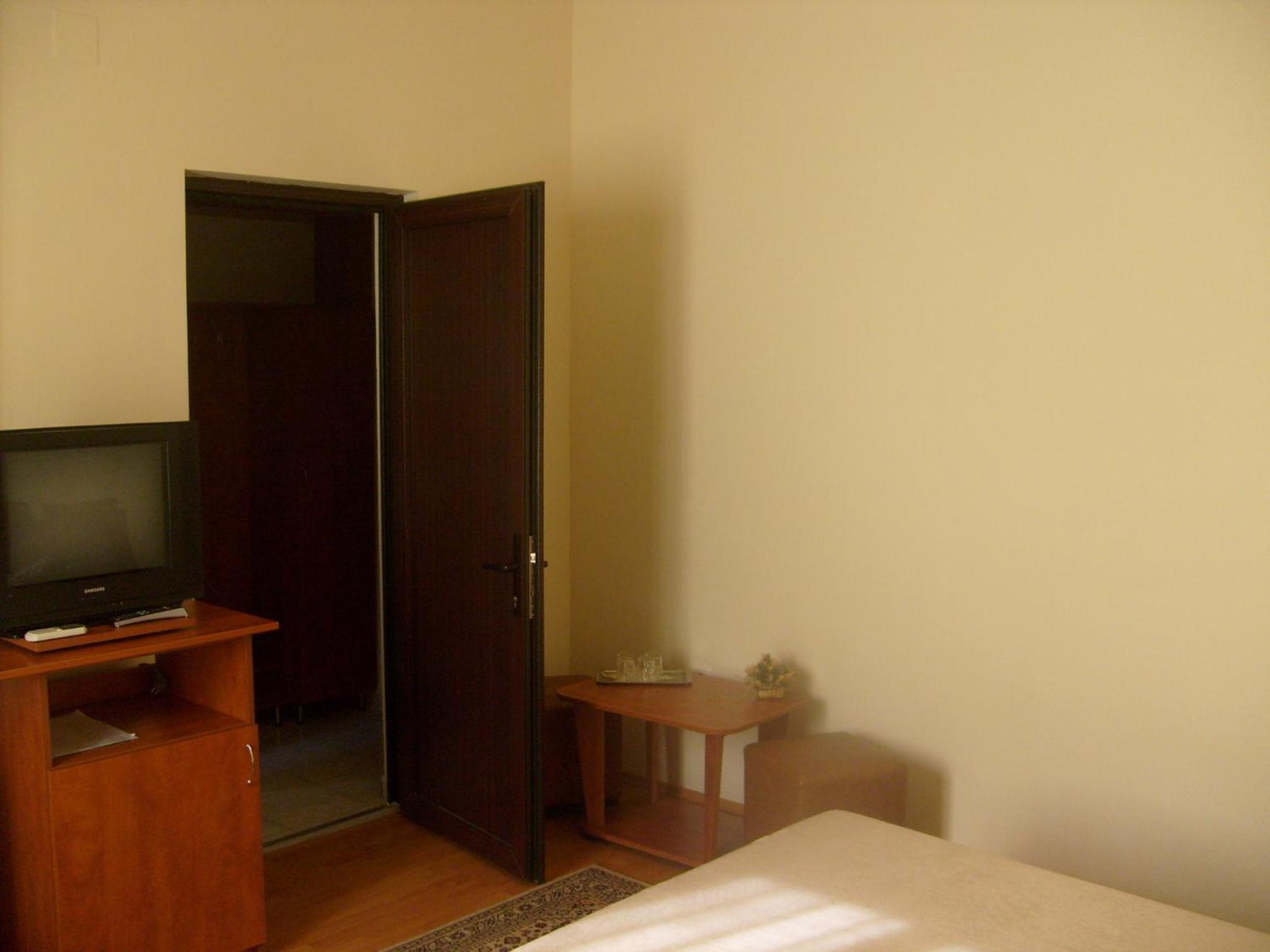 One-Bedroom Suite photo 3