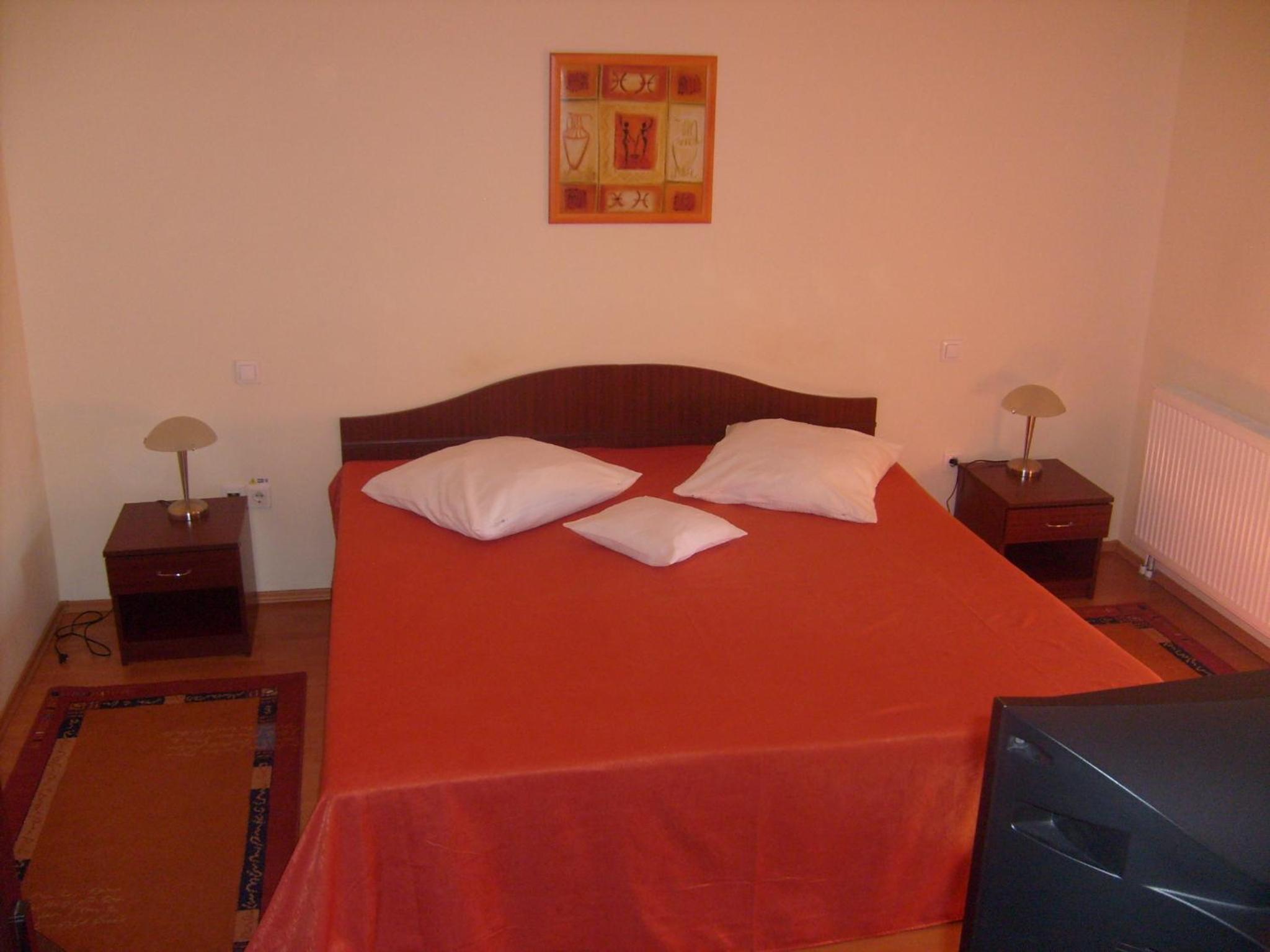 One-Bedroom Suite photo 2