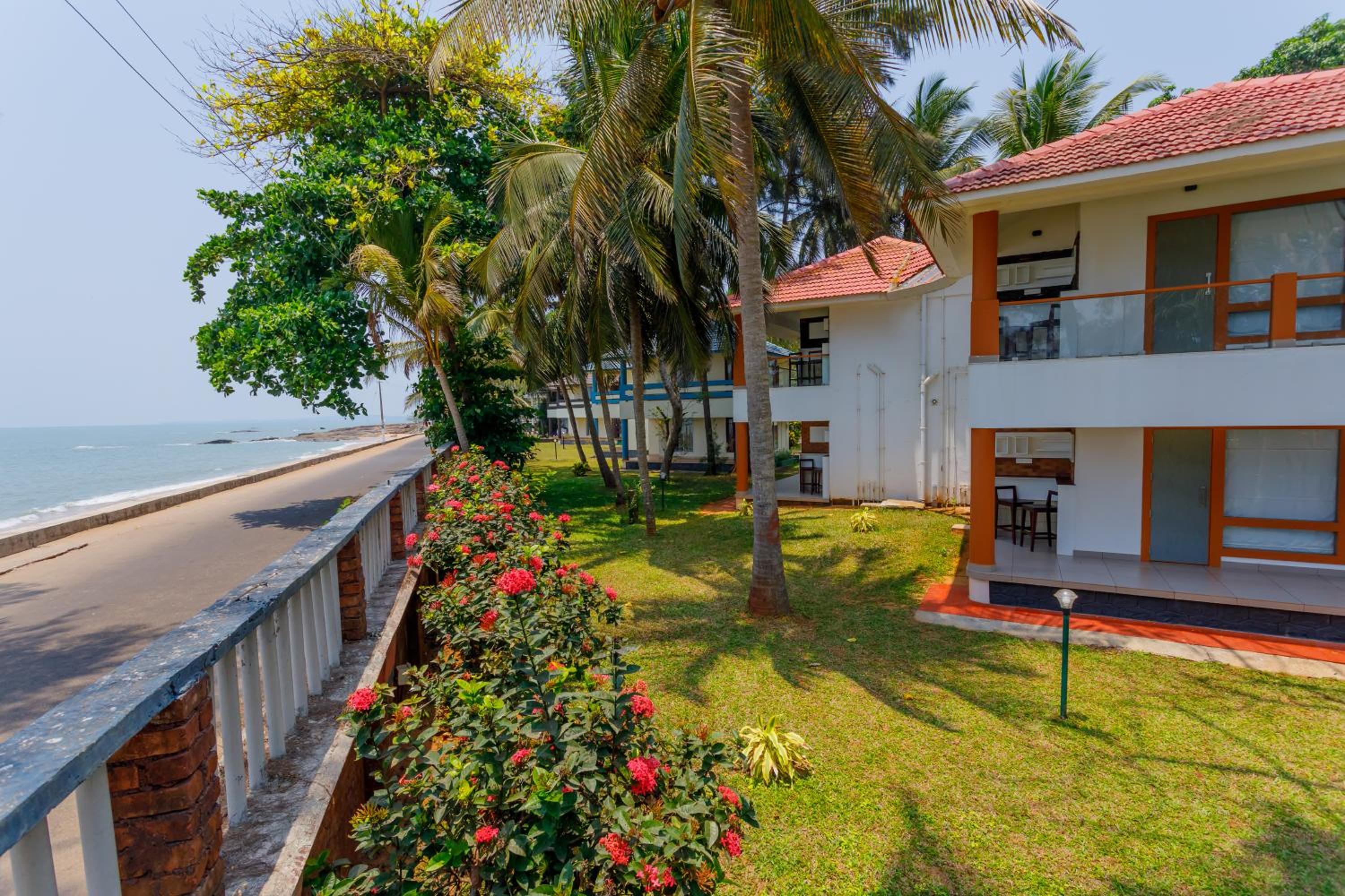 Superior Double or Twin Room with Sea View