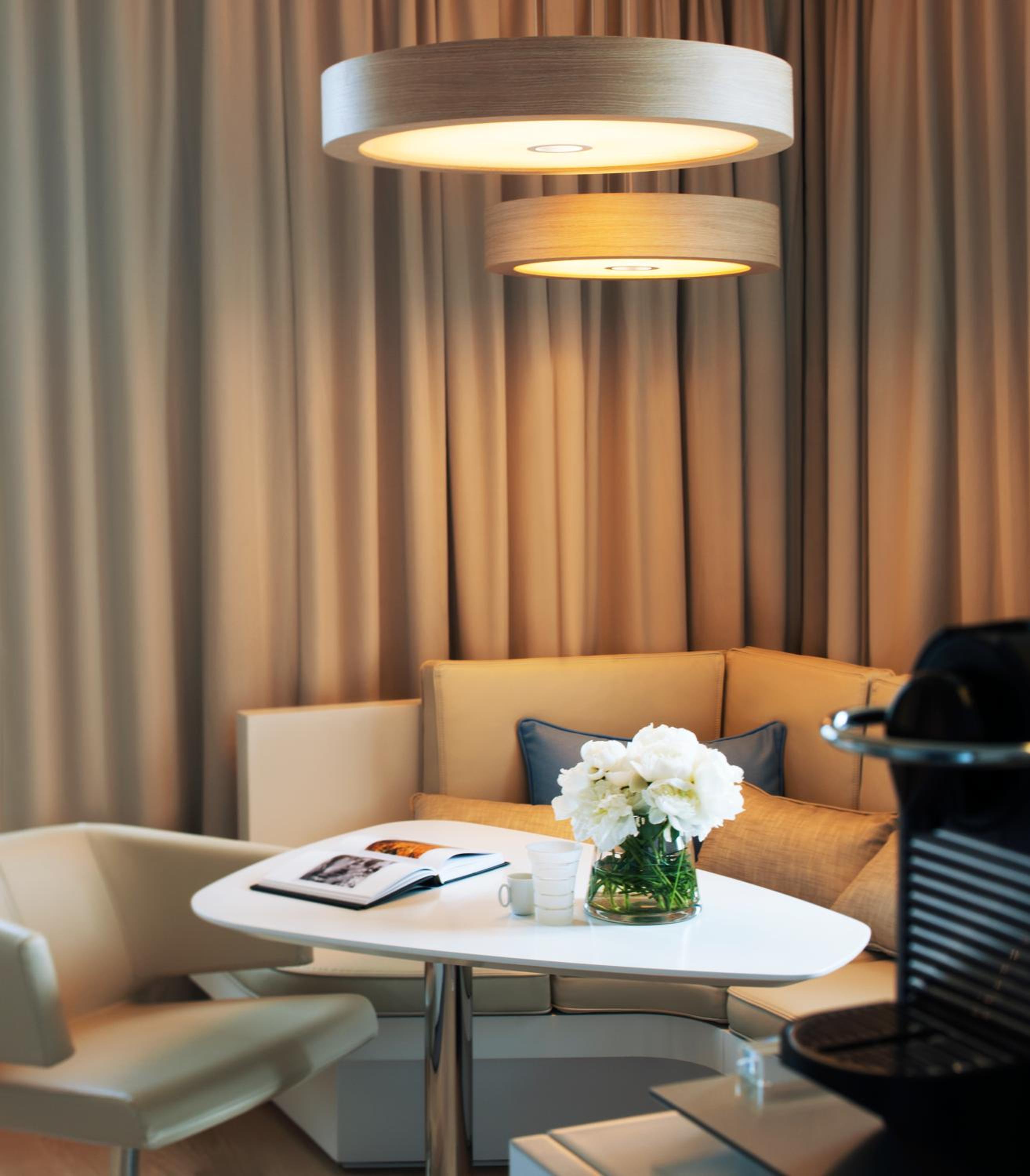 Superior Twin Room with City View thumbnail 6