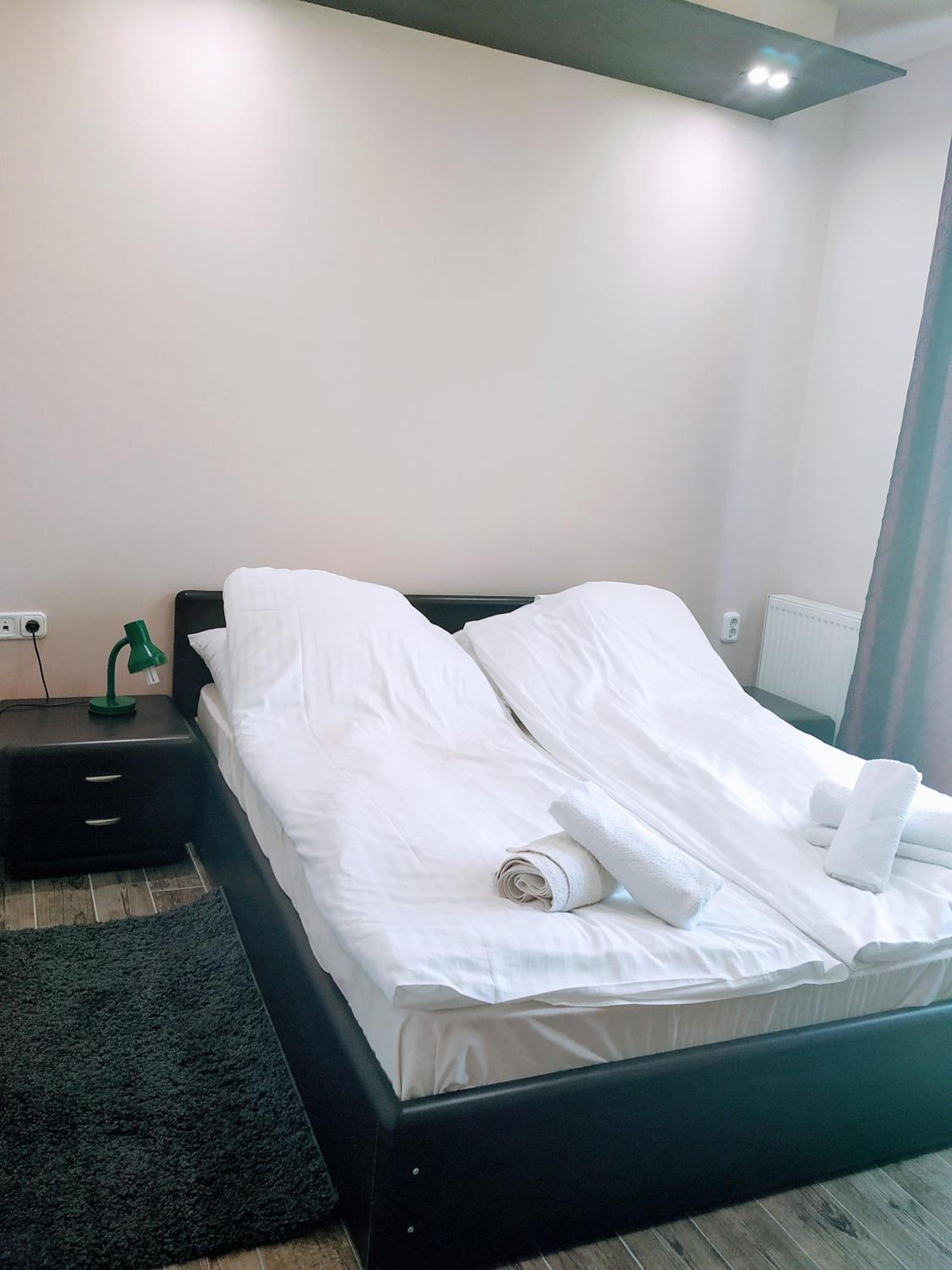 Double Room - Photo 1