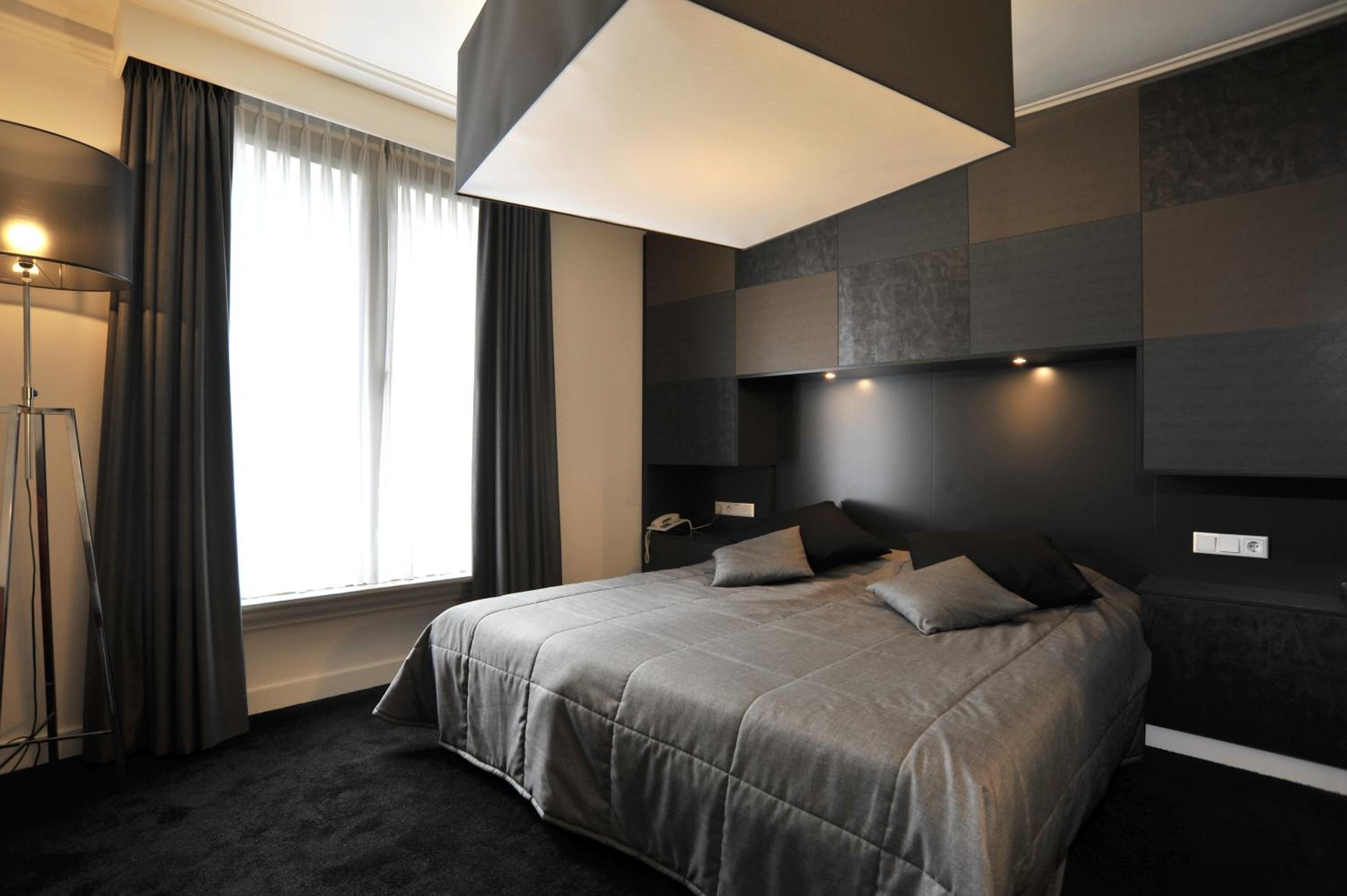 Luxury City Room - Photo 2