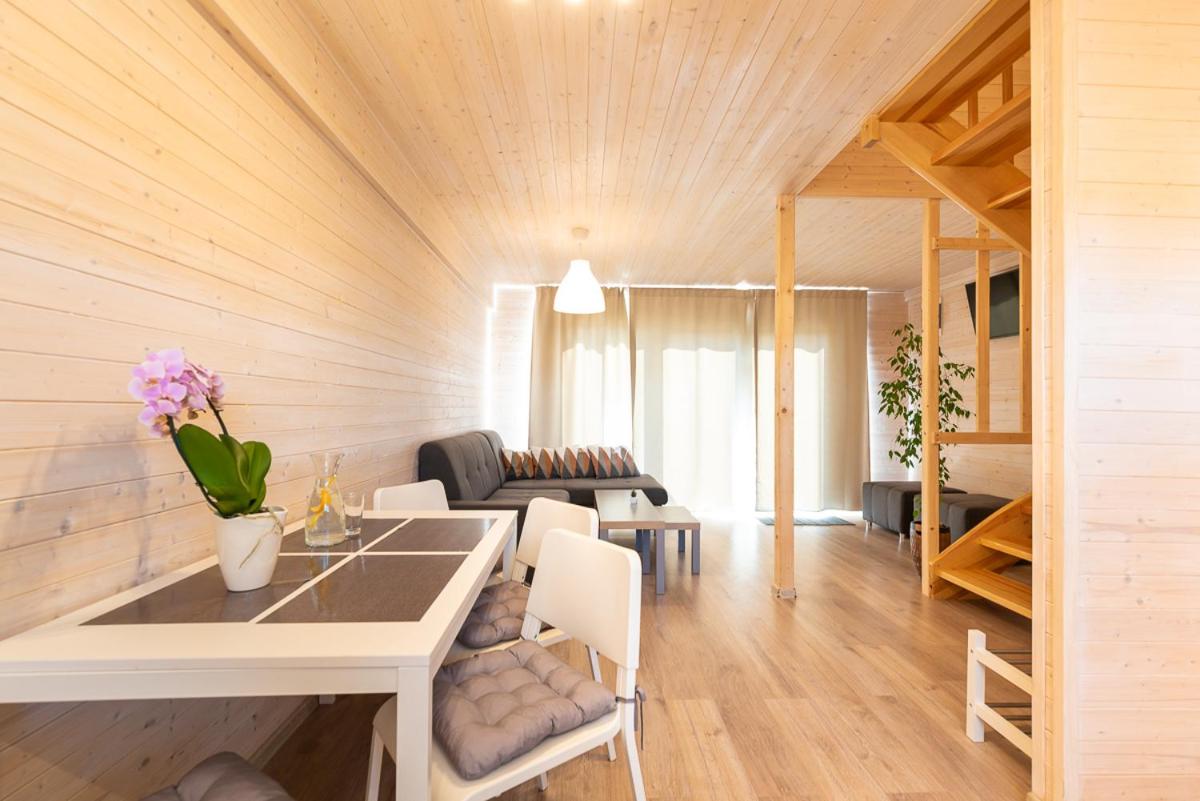 Two-Bedroom House - Photo 14