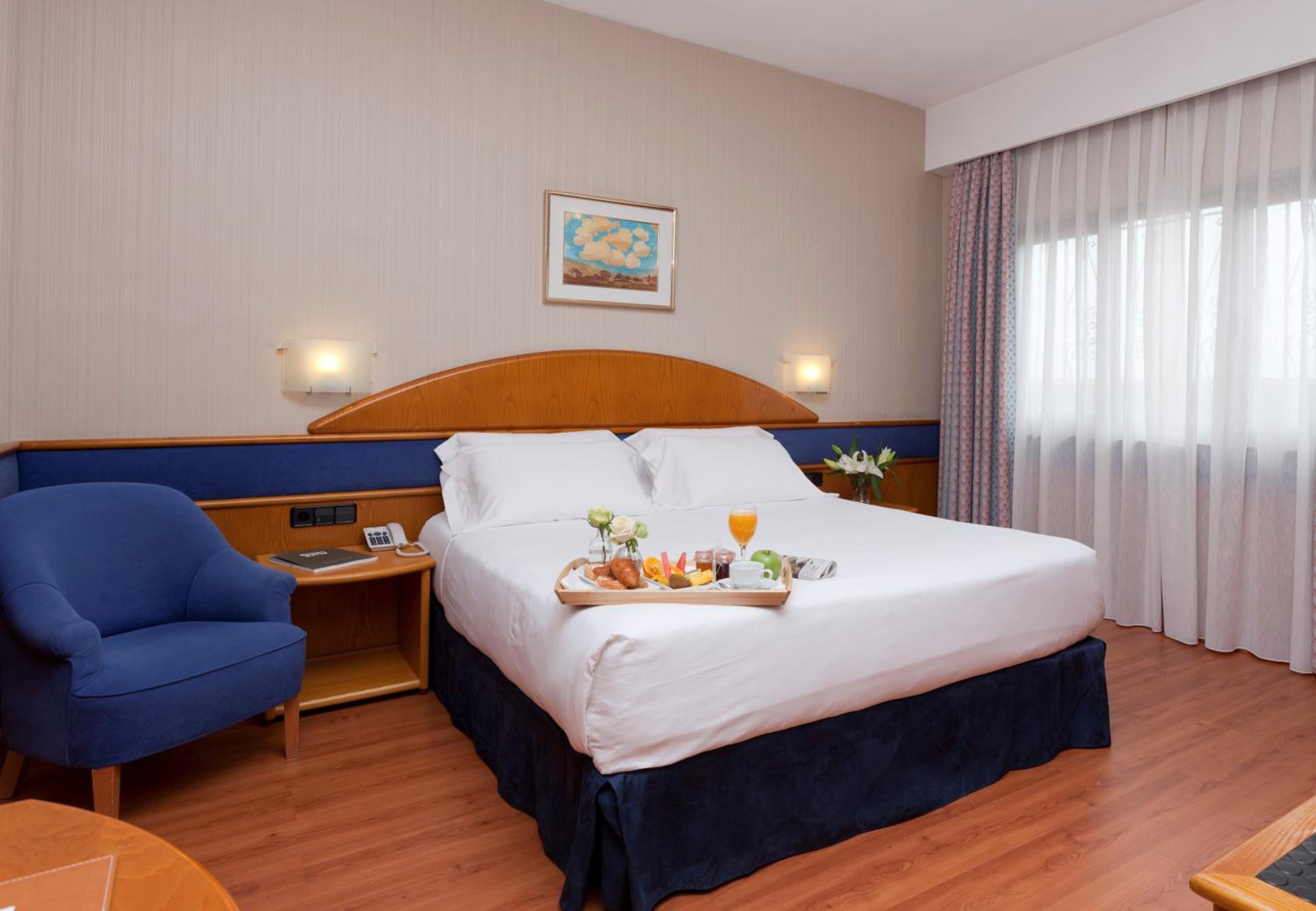 Double or Twin Room - Photo 1