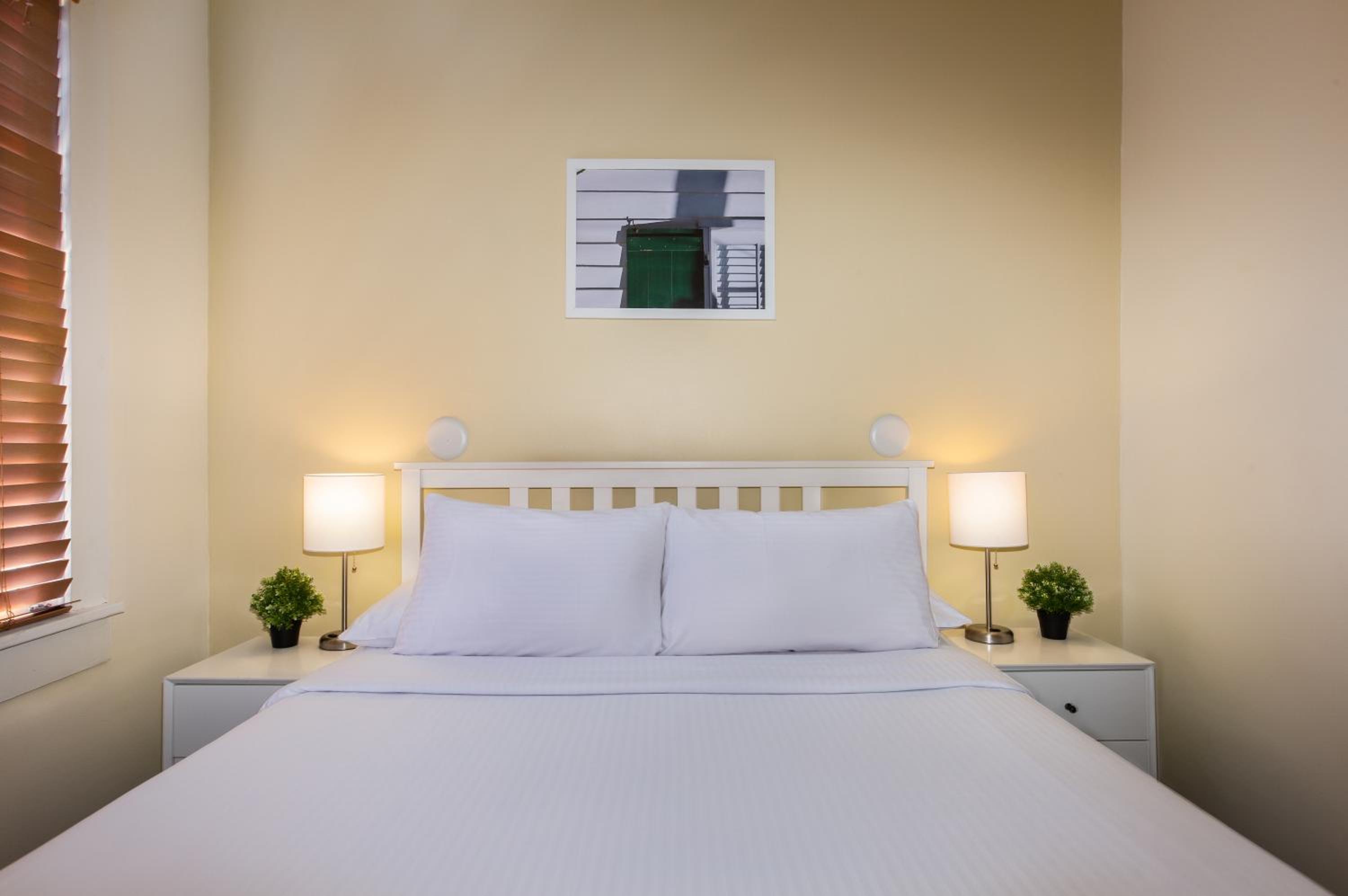 Queen Room - Photo 4