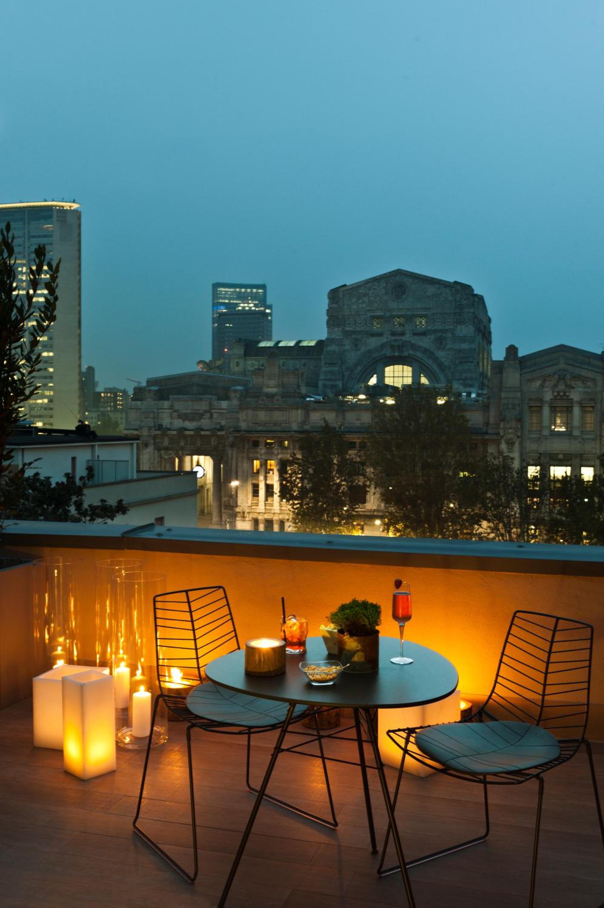 Deluxe Double with Terrace