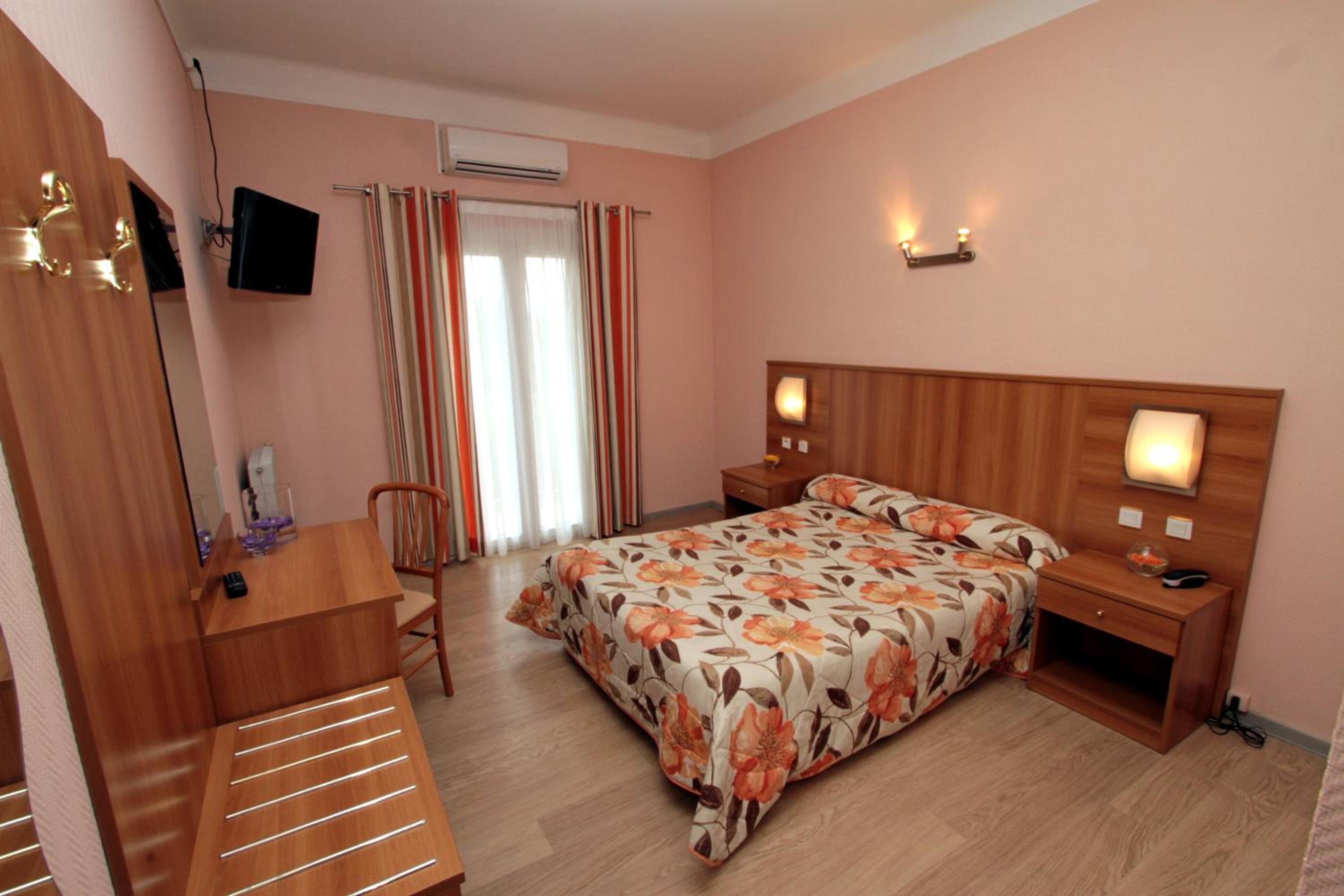 Superior Double or Twin Room photo 1