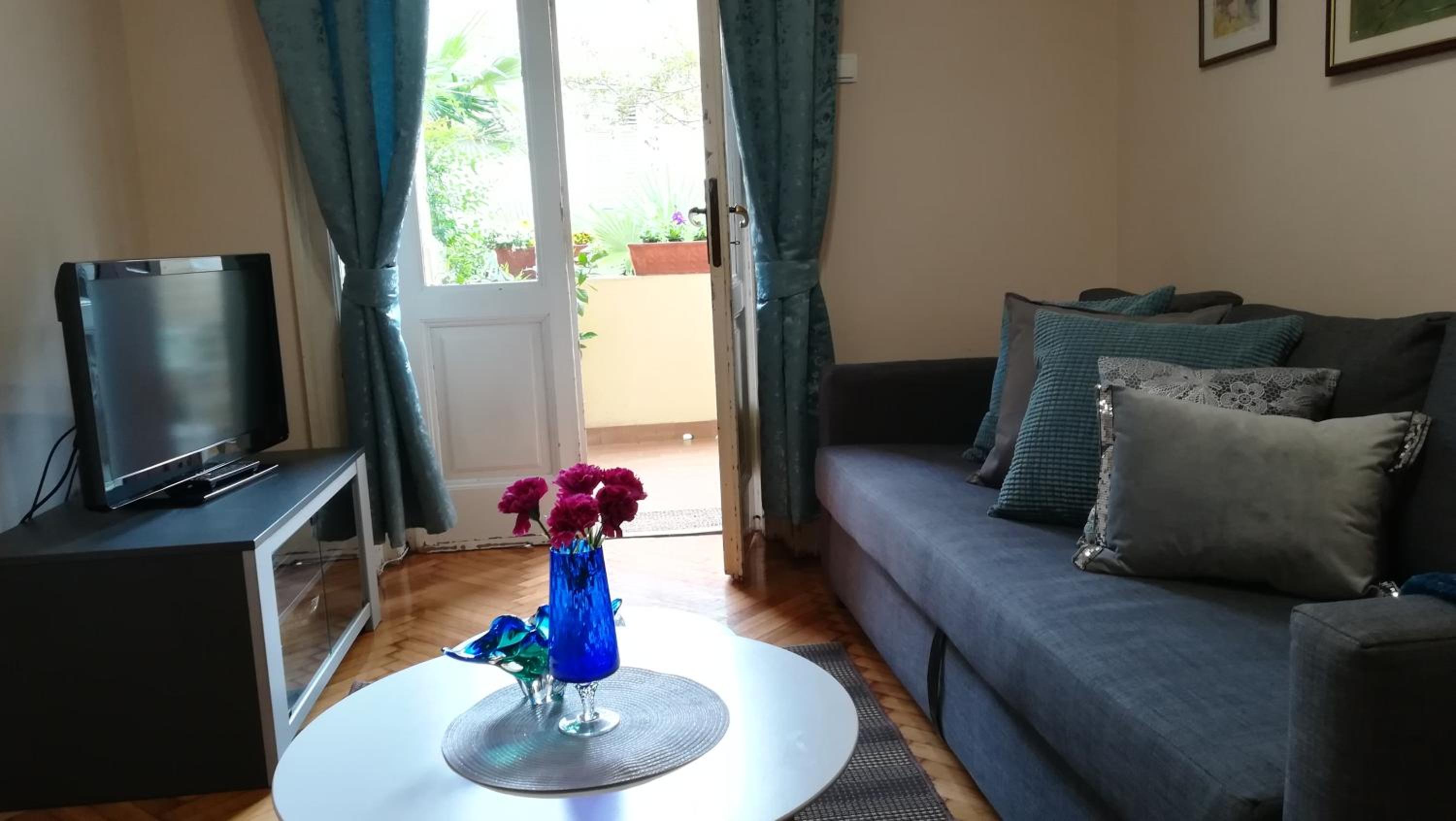 Apartment with Terrace