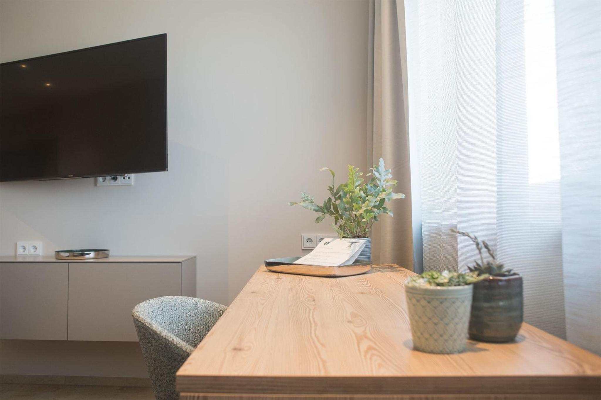 Double Room - Photo 11
