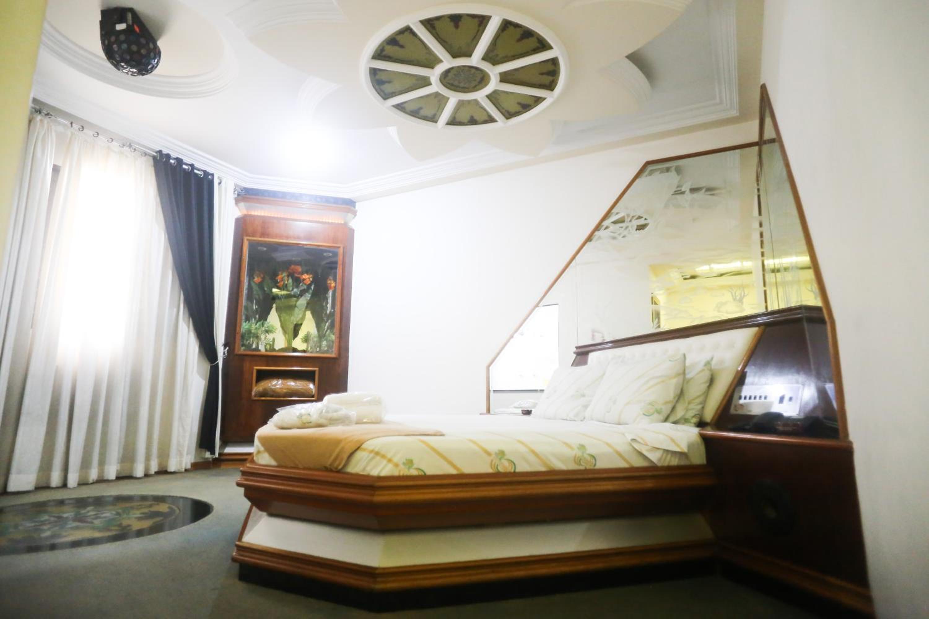 Deluxe Double Room with Spa Bath 
