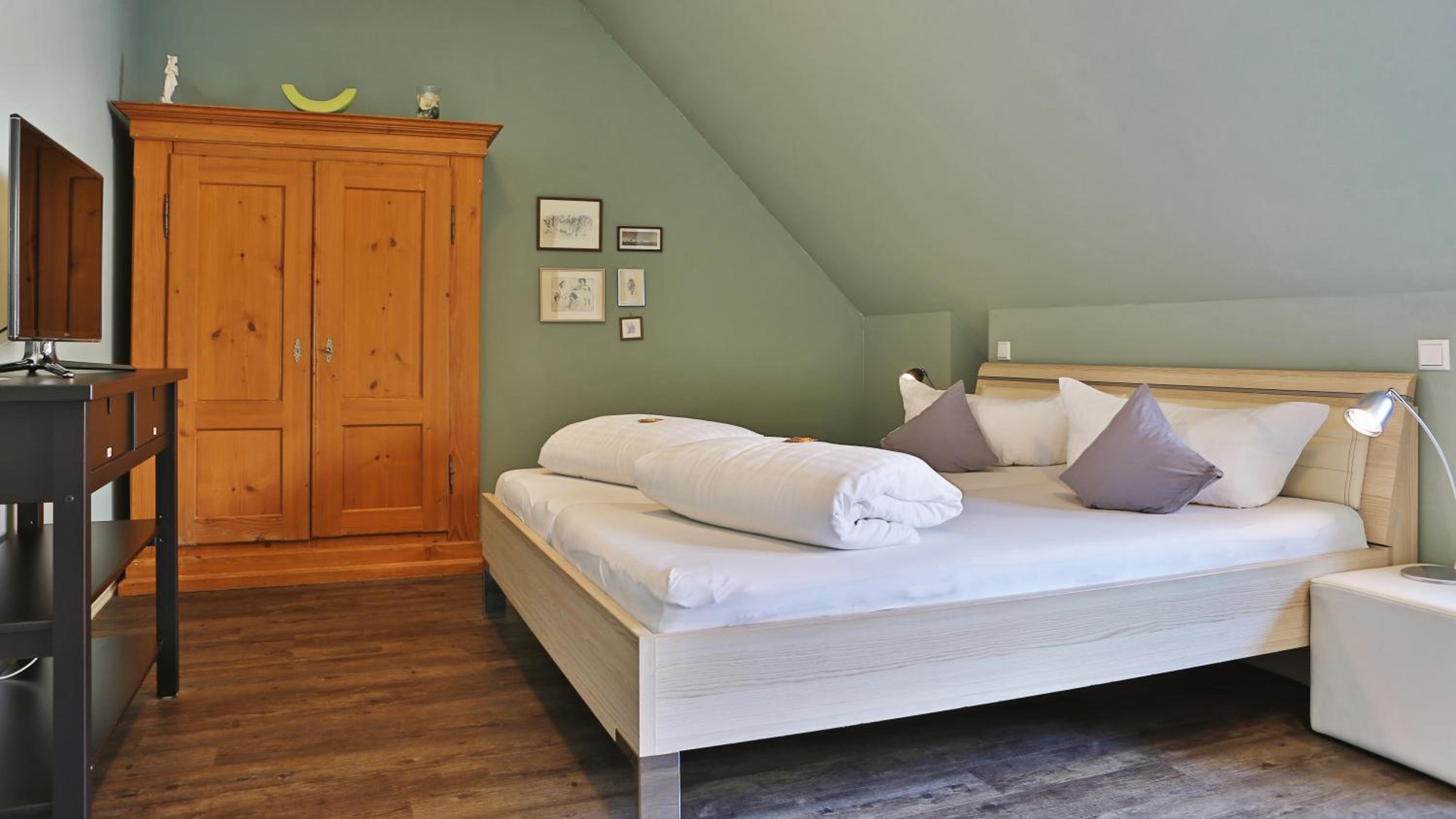 Deluxe Double Room - Photo 15