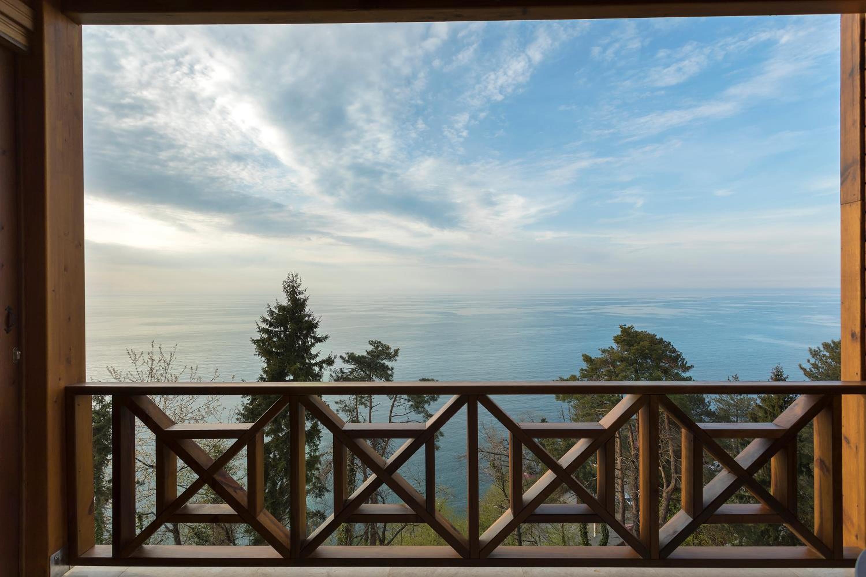 Duplex Bungalow with Balcony and Sea View - Photo 3
