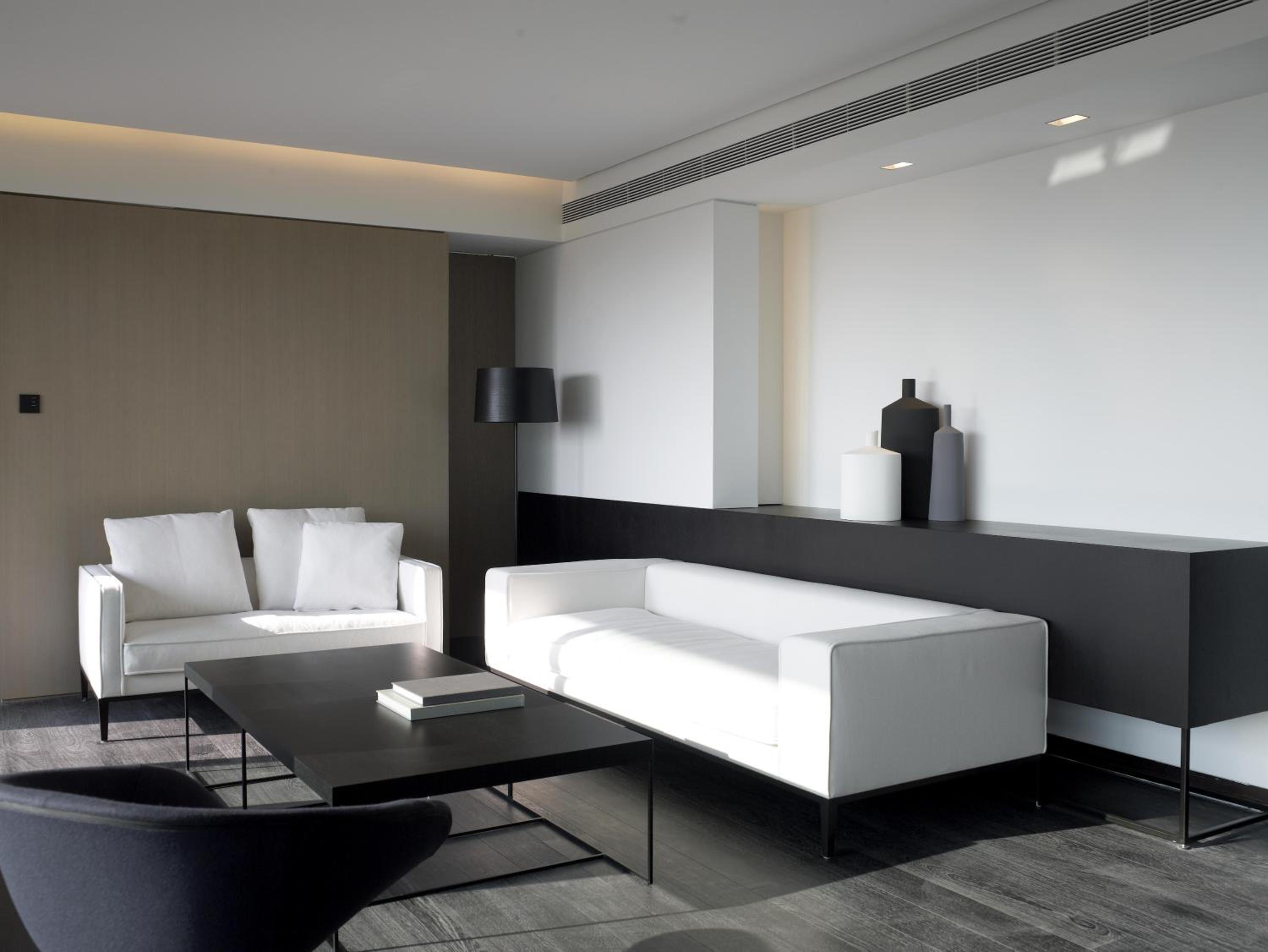 The Met Suite - Photo 6