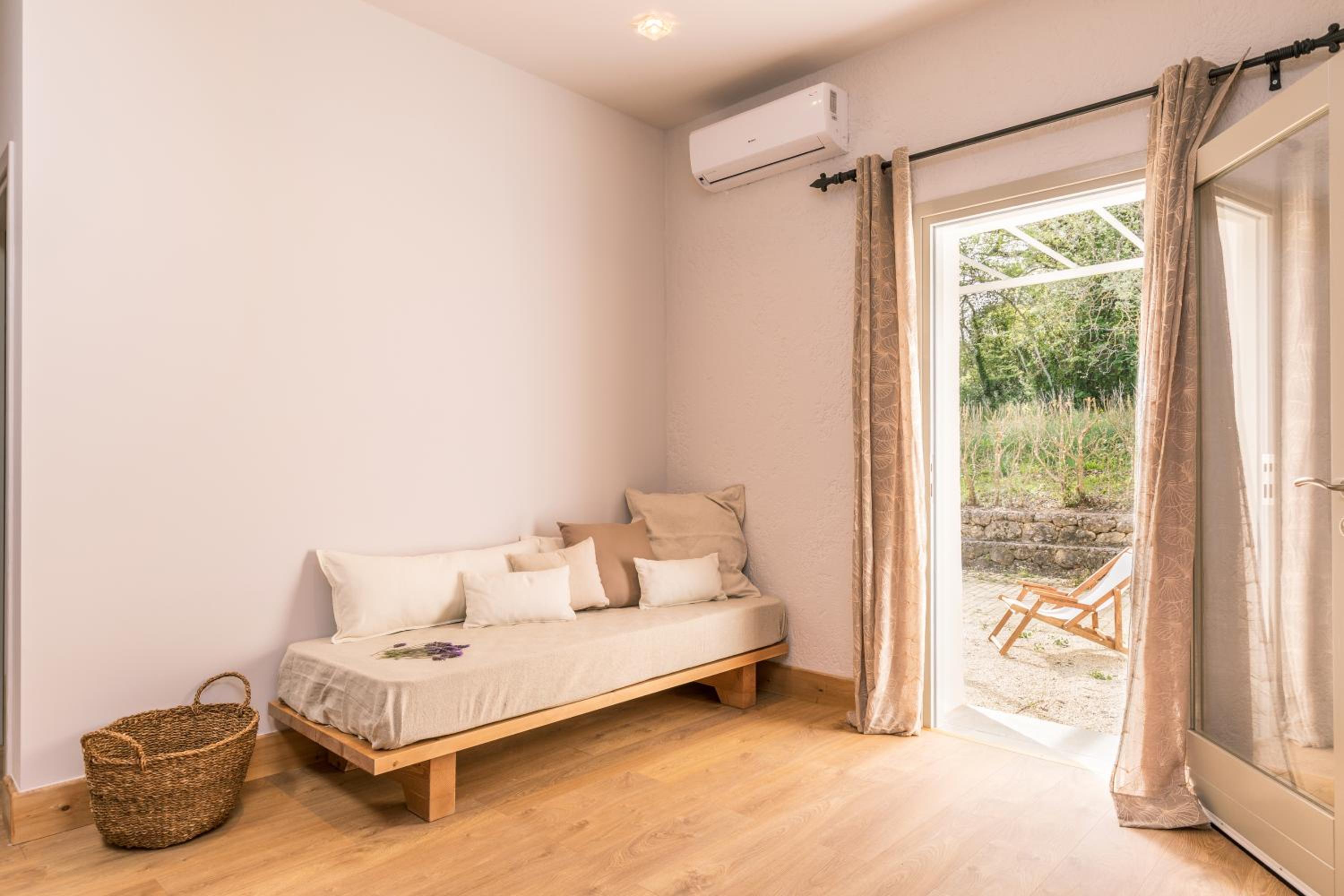 Double Room with Garden View photo 2