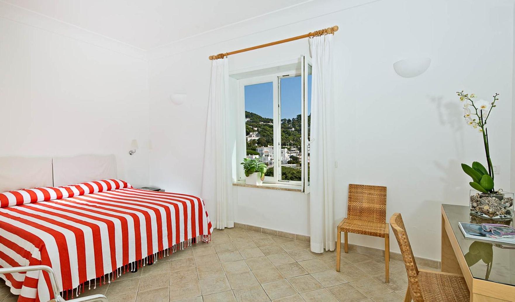 Triple Room with View - Photo 4