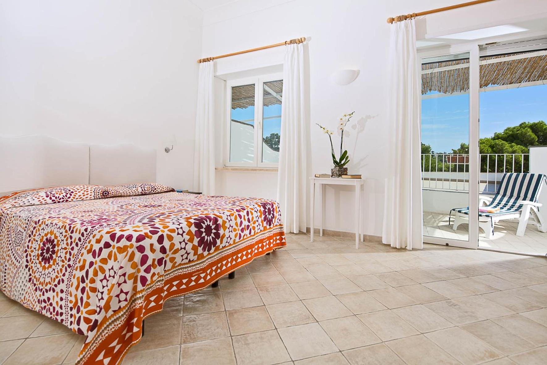 Triple Room with View - Photo 2
