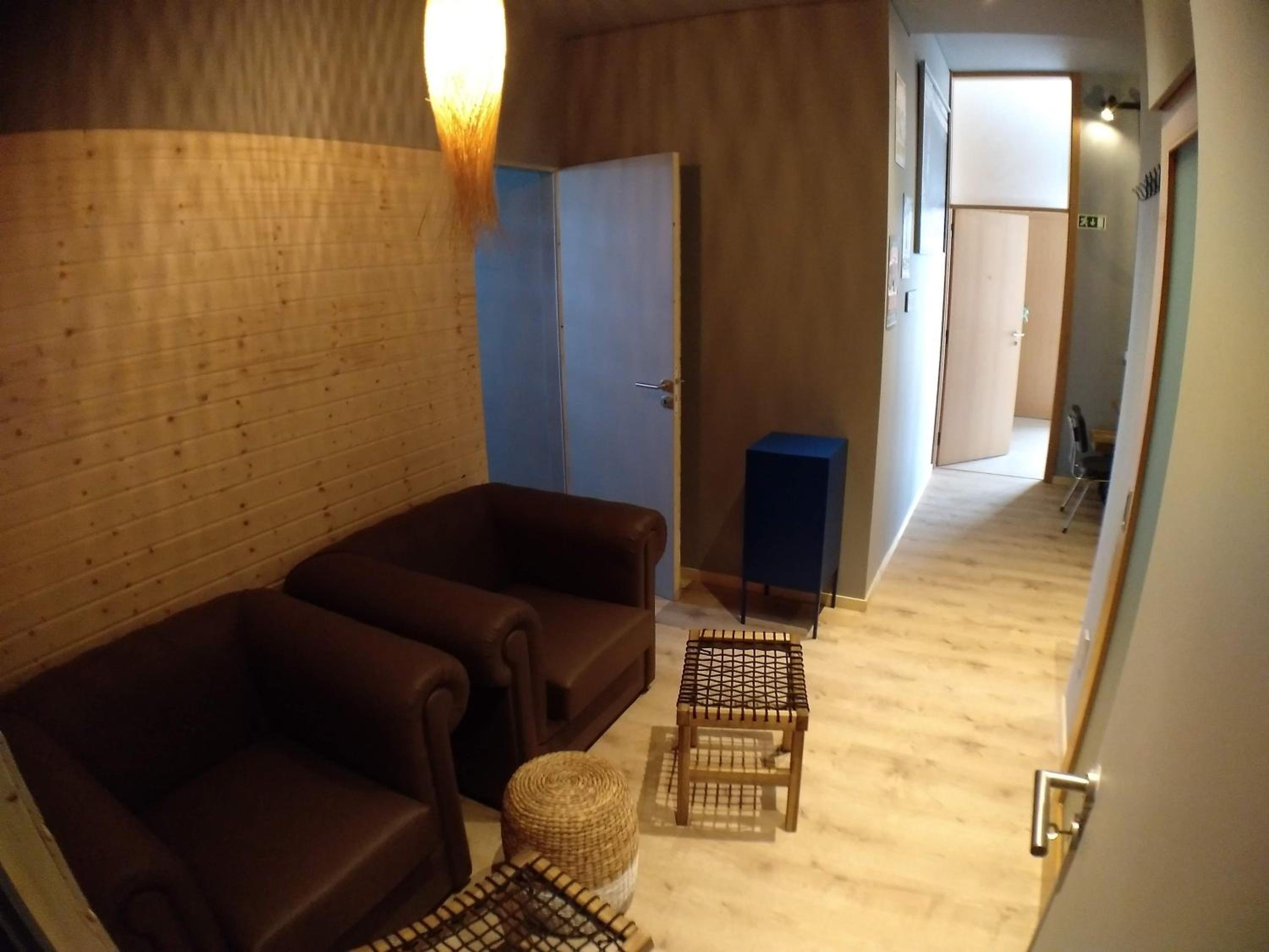 Two-Bedroom Apartment - Photo 5
