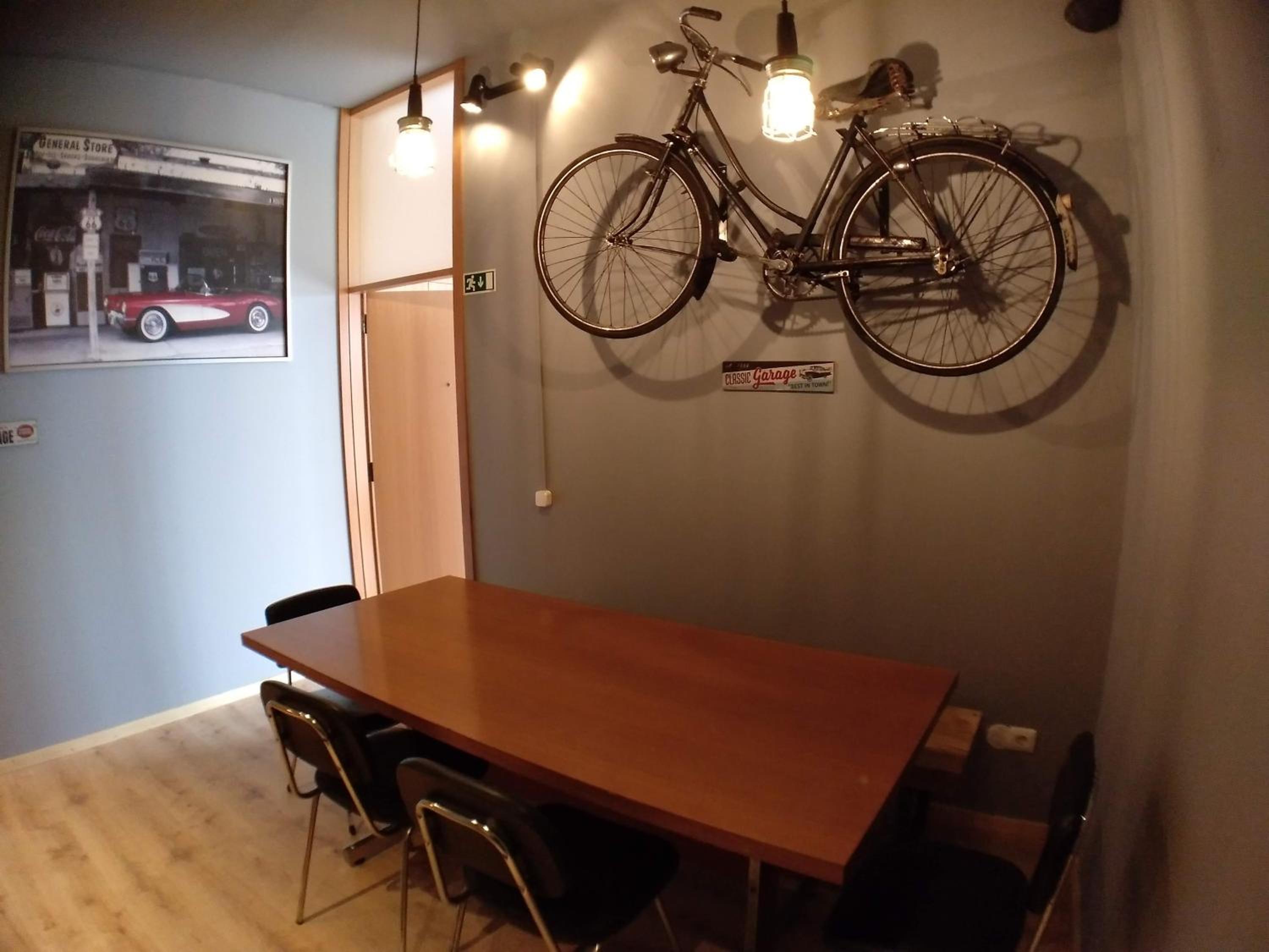 Two-Bedroom Apartment - Photo 22