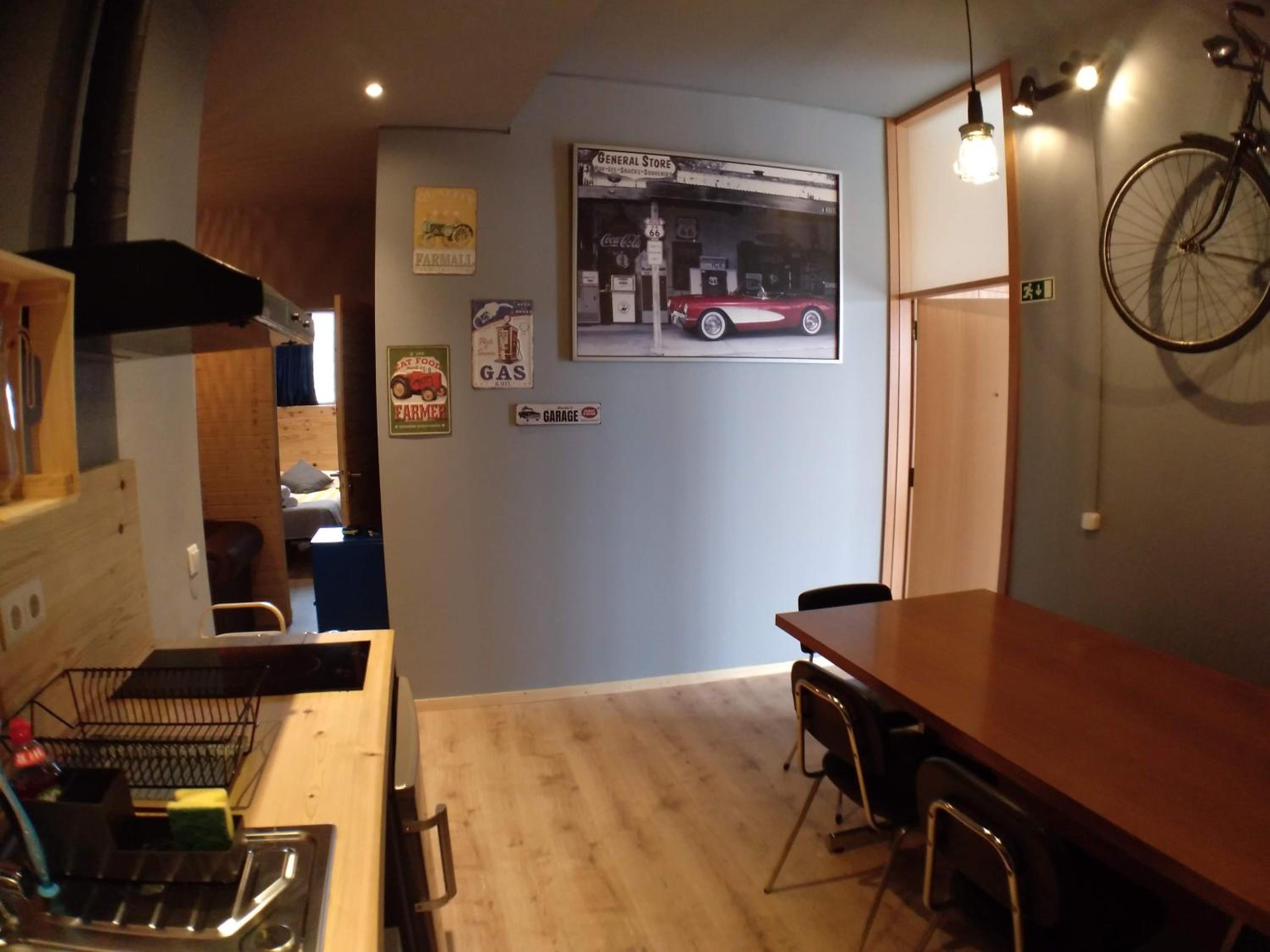 Two-Bedroom Apartment - Photo 24