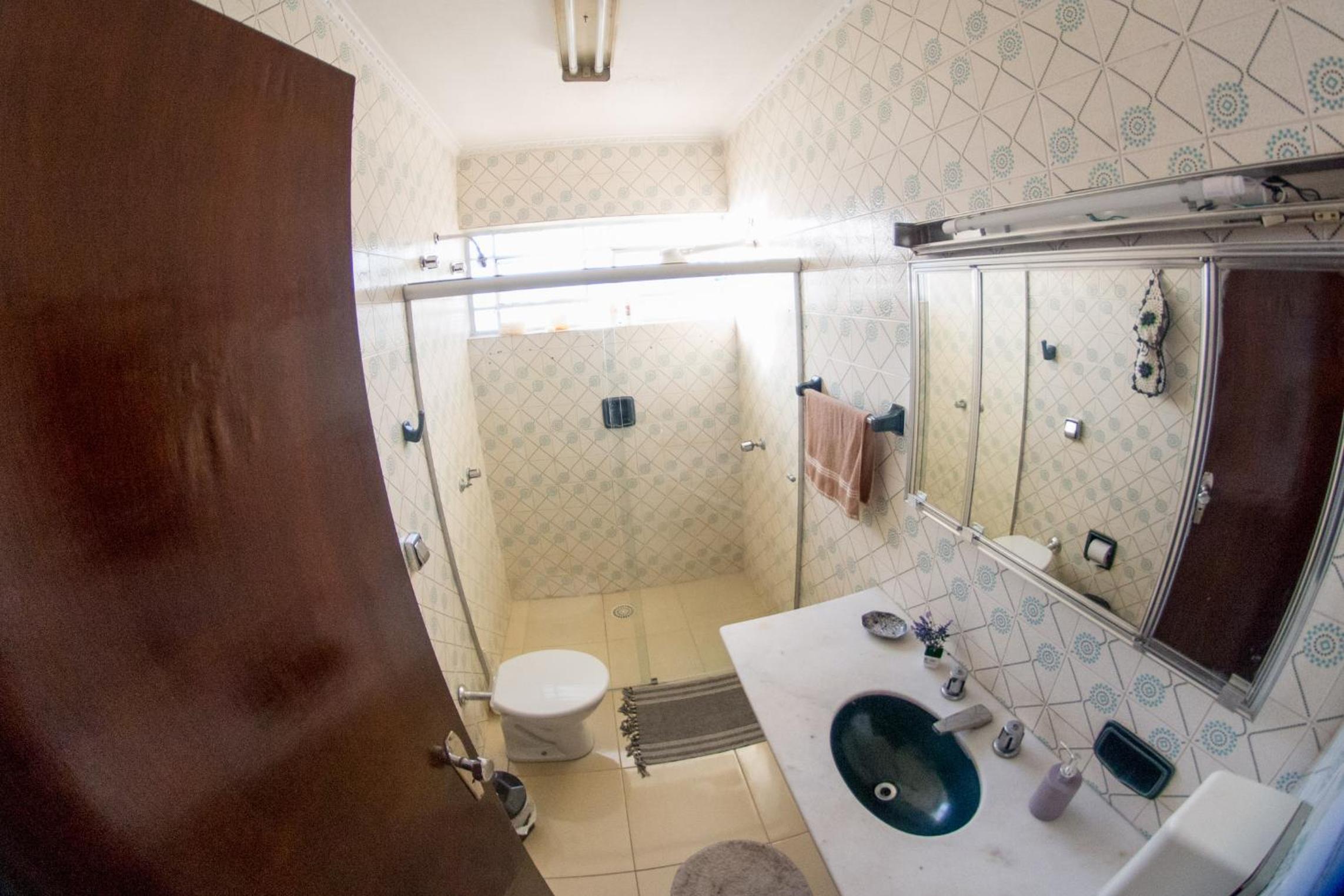 Double Room with Private Bathroom - Photo 9