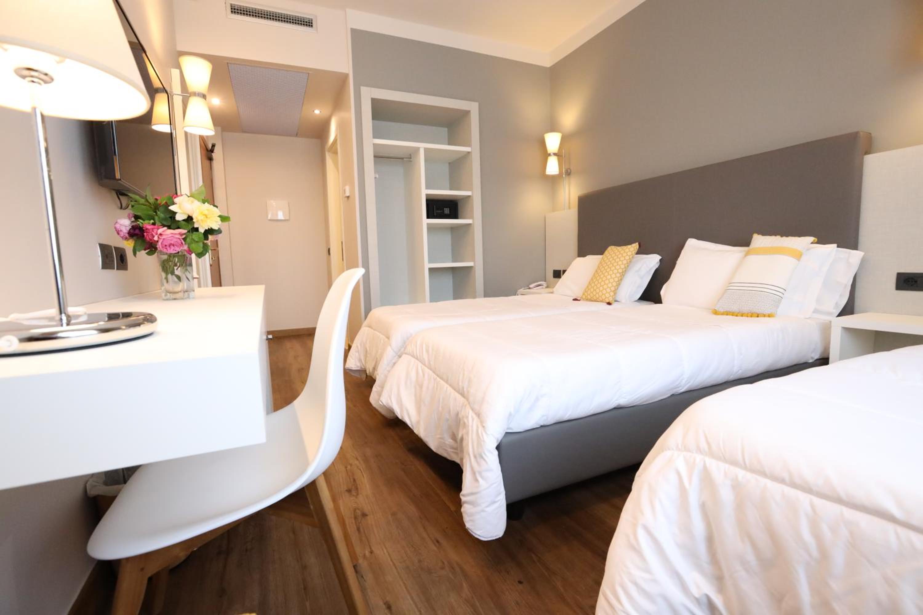 Superior Triple Room - Photo 4