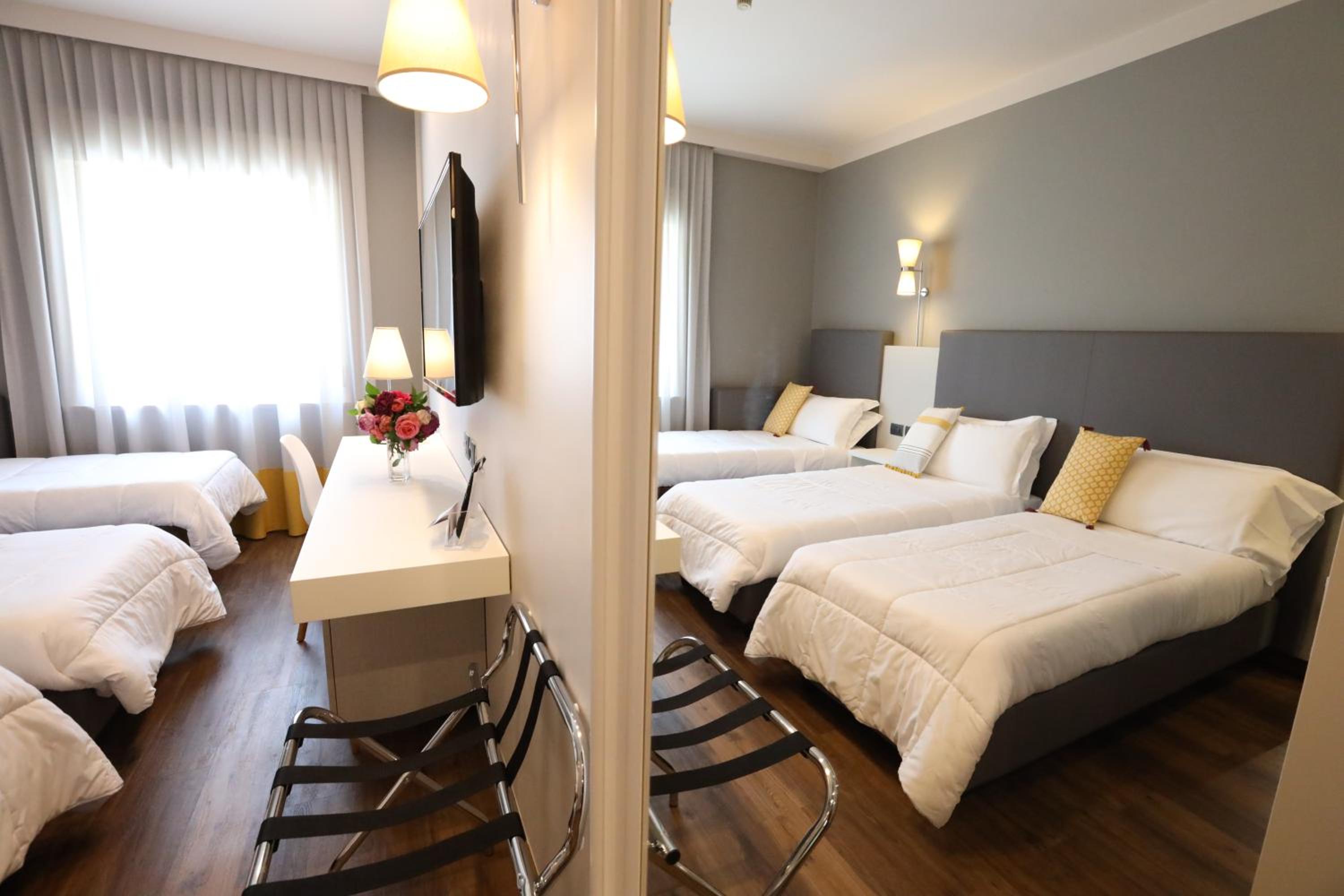 Superior Triple Room - Photo 3