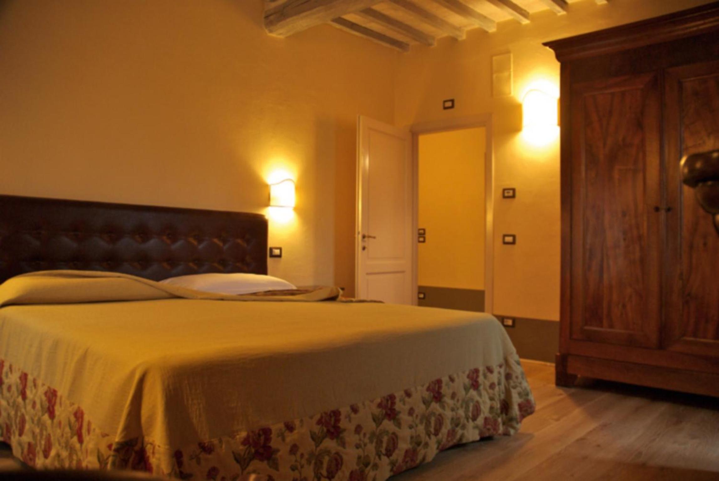 Deluxe Double or Twin Room - Photo 3