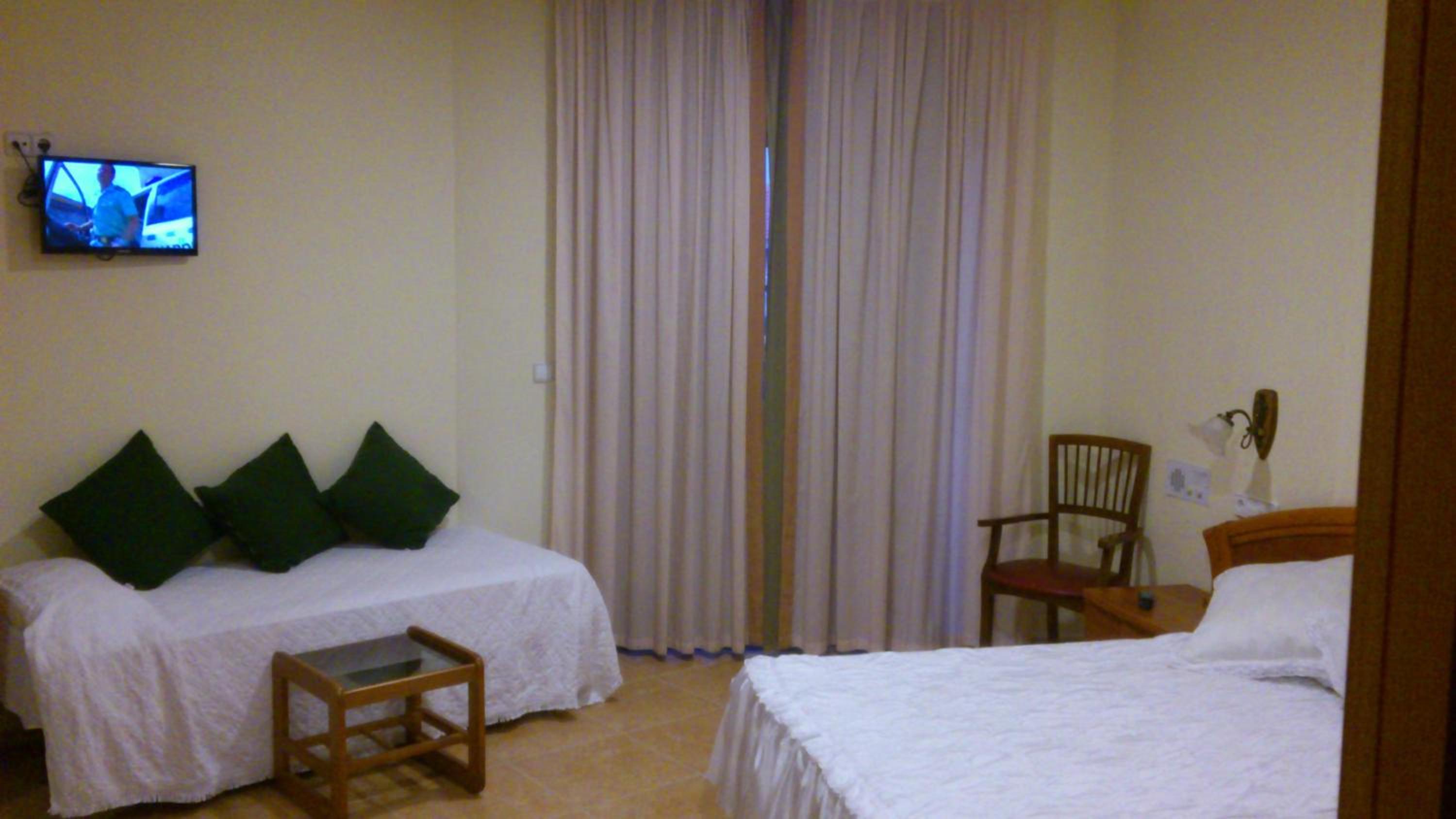 Habitación Doble o con Dos Camas