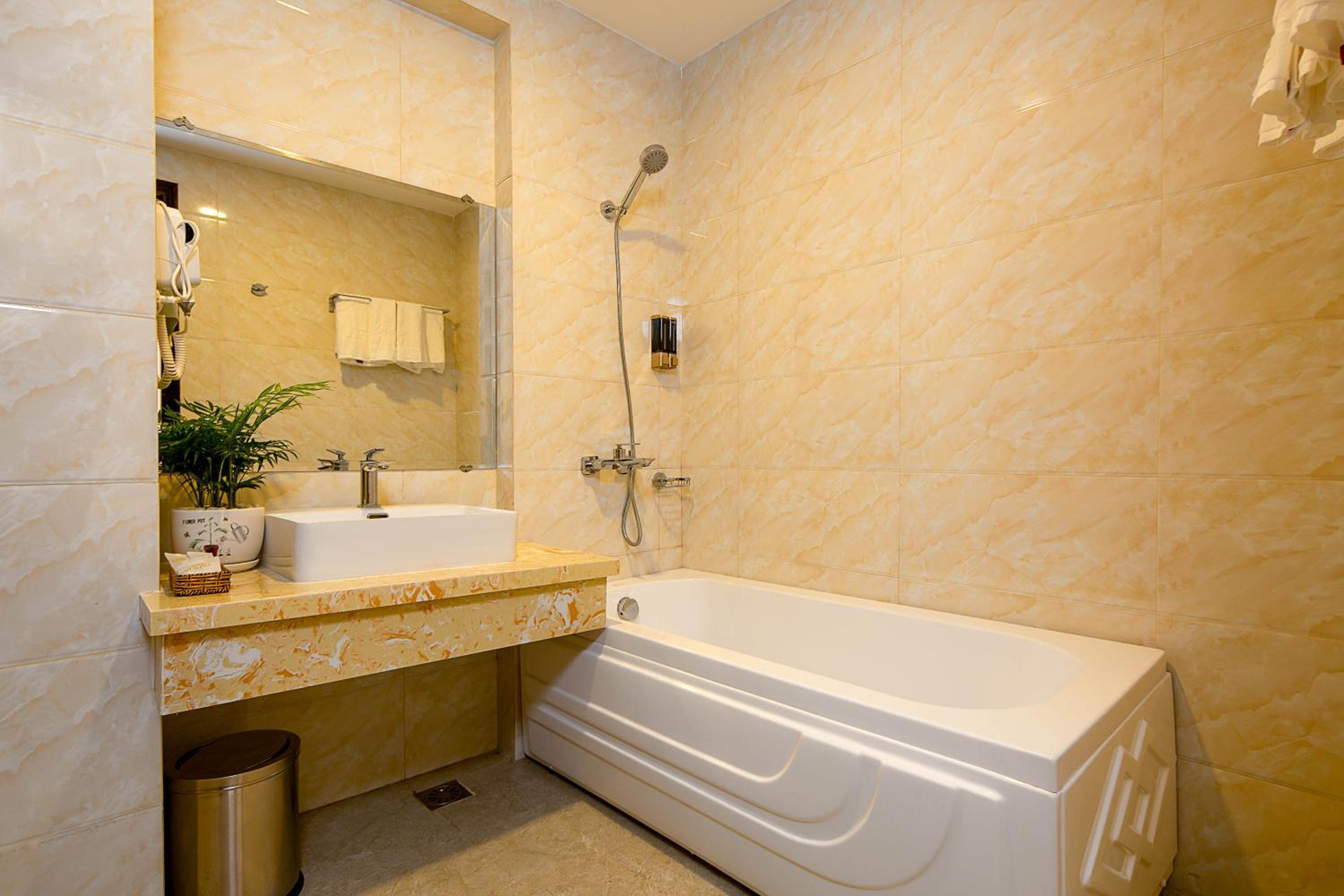 Deluxe Double Room - Photo 2
