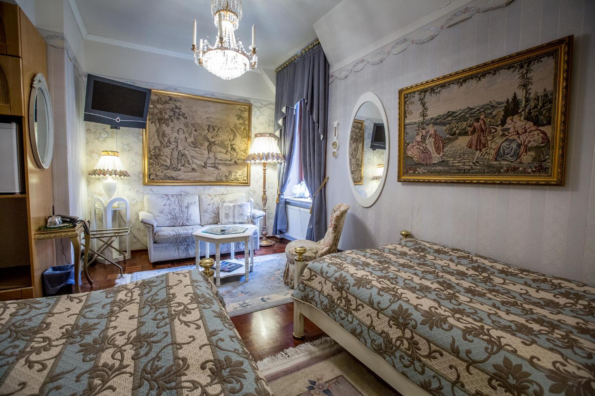 Double or Twin Room photo 2