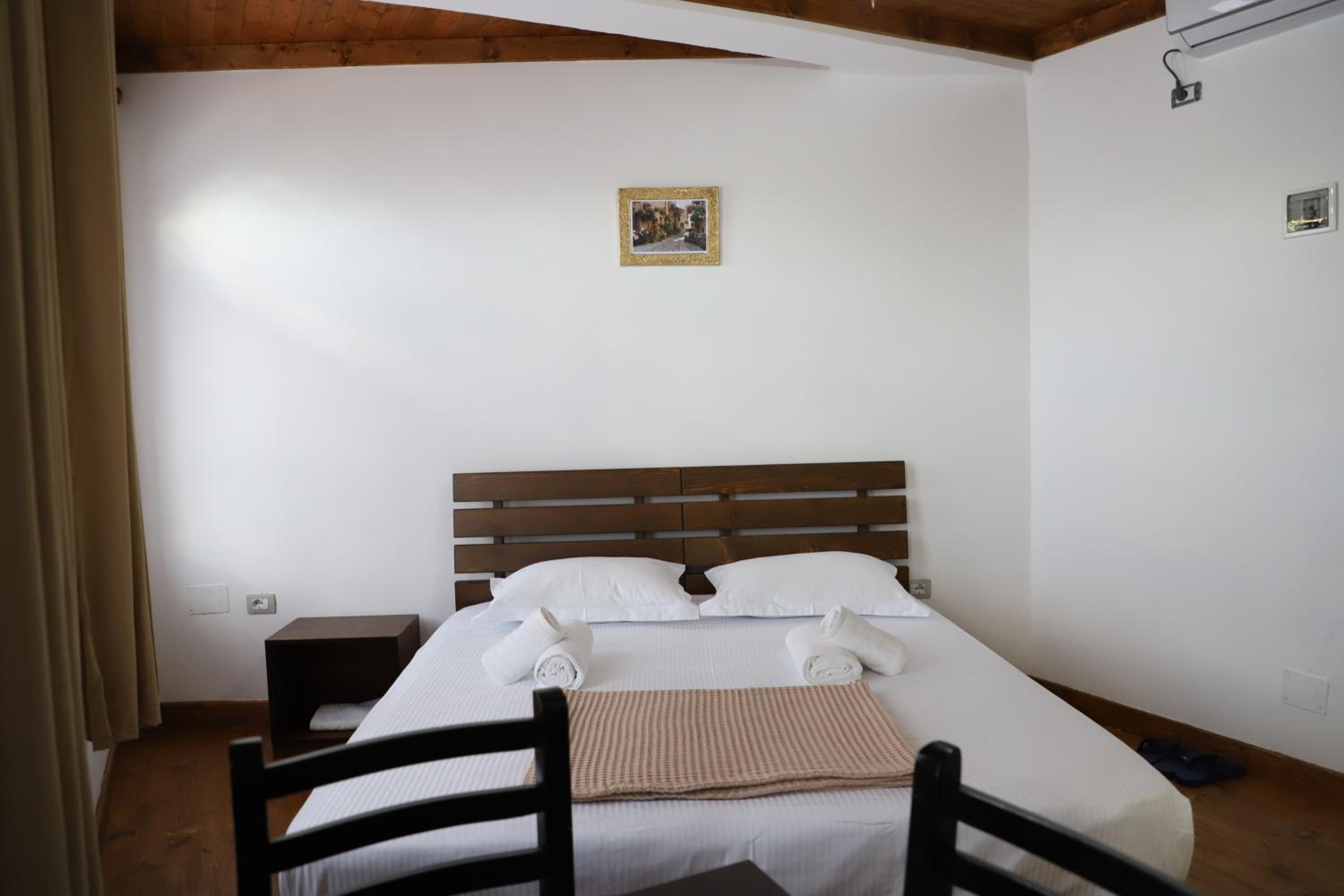 Standard Double Room photo 2