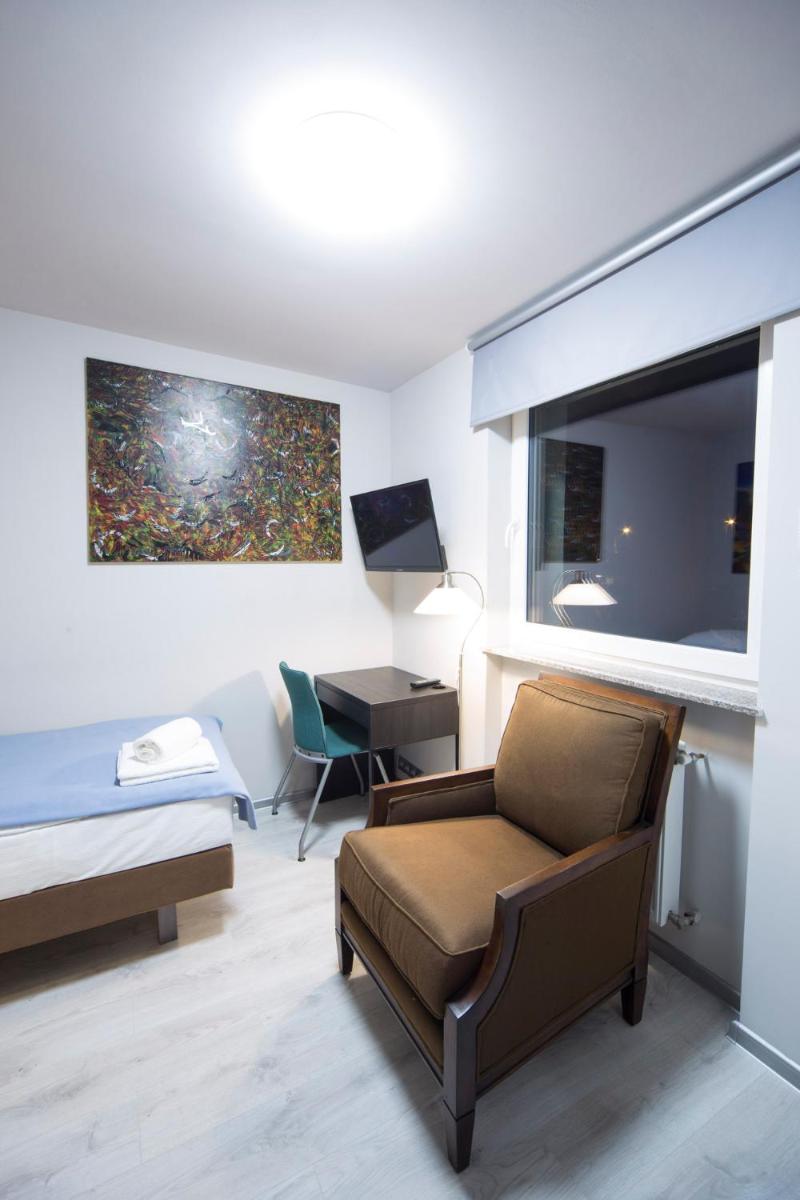 Single Room photo 2