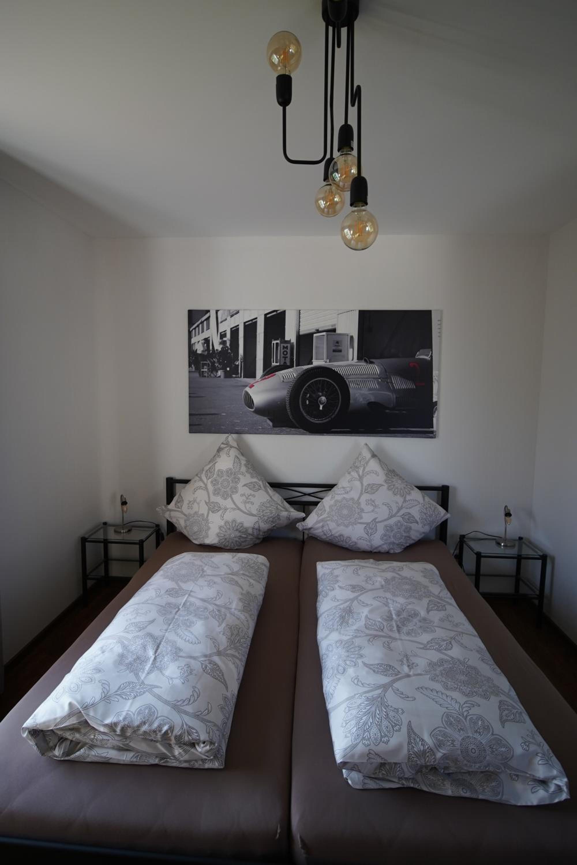 Apartment photo 2