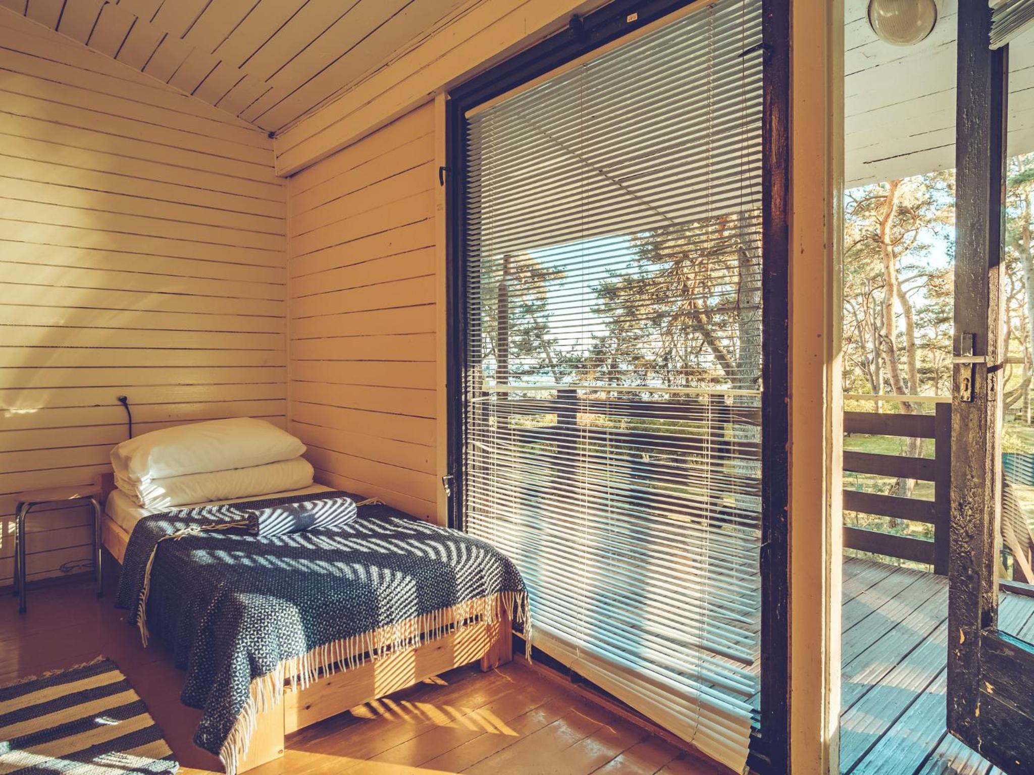 Single Room with Shared Bathroom