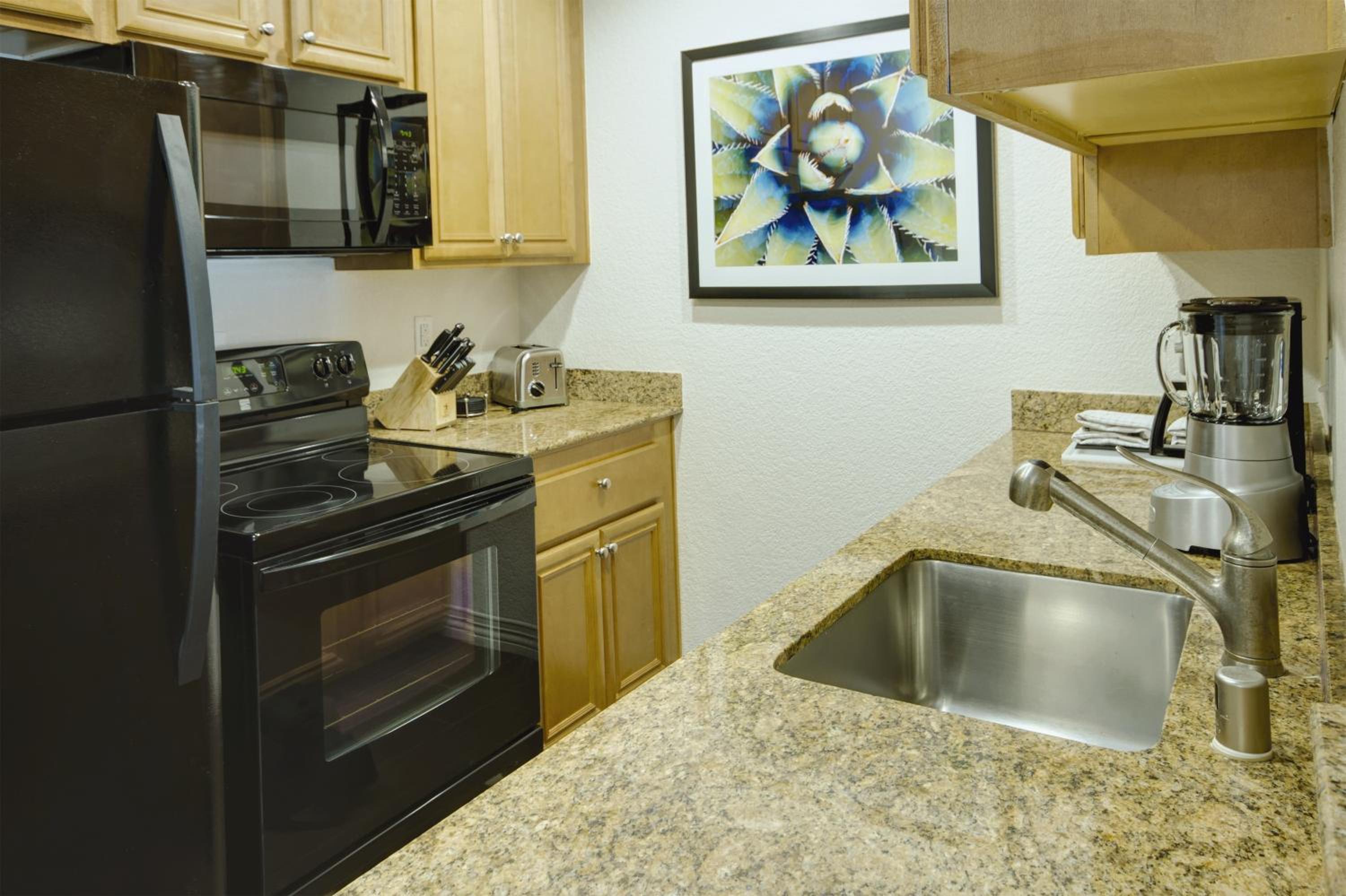 Two-Bedroom Suite (No Resort Fees) thumbnail 5