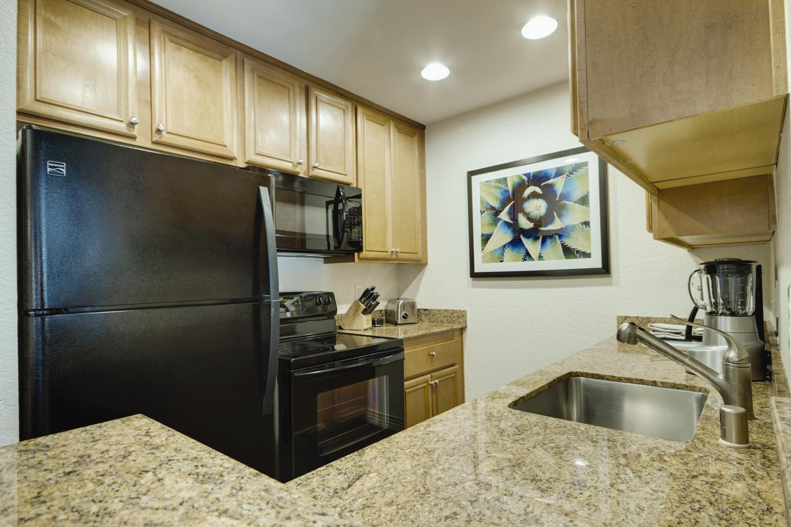 Two-Bedroom Suite (No Resort Fees) thumbnail 5