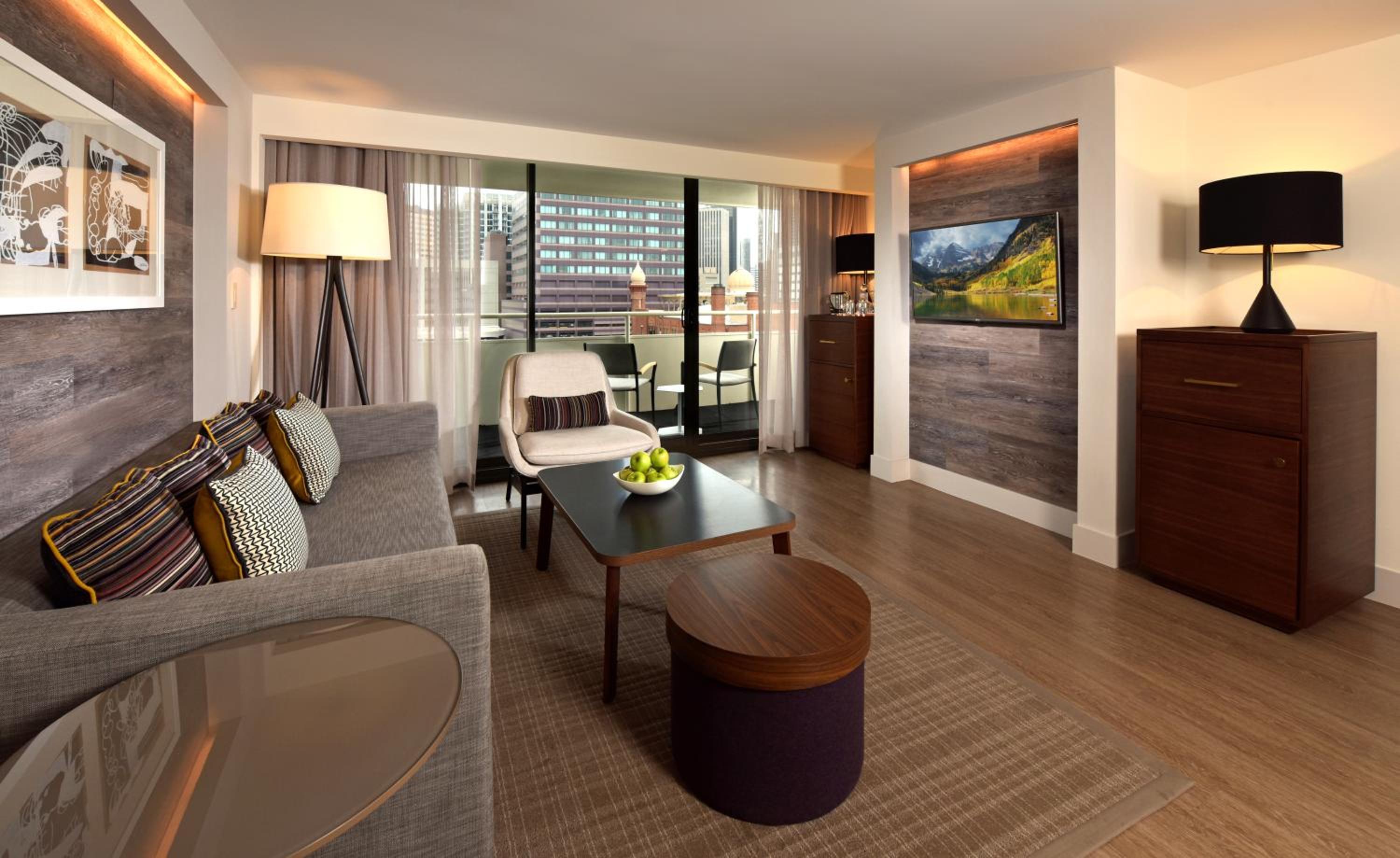 Executive Junior Suite with Balcony - Photo 1