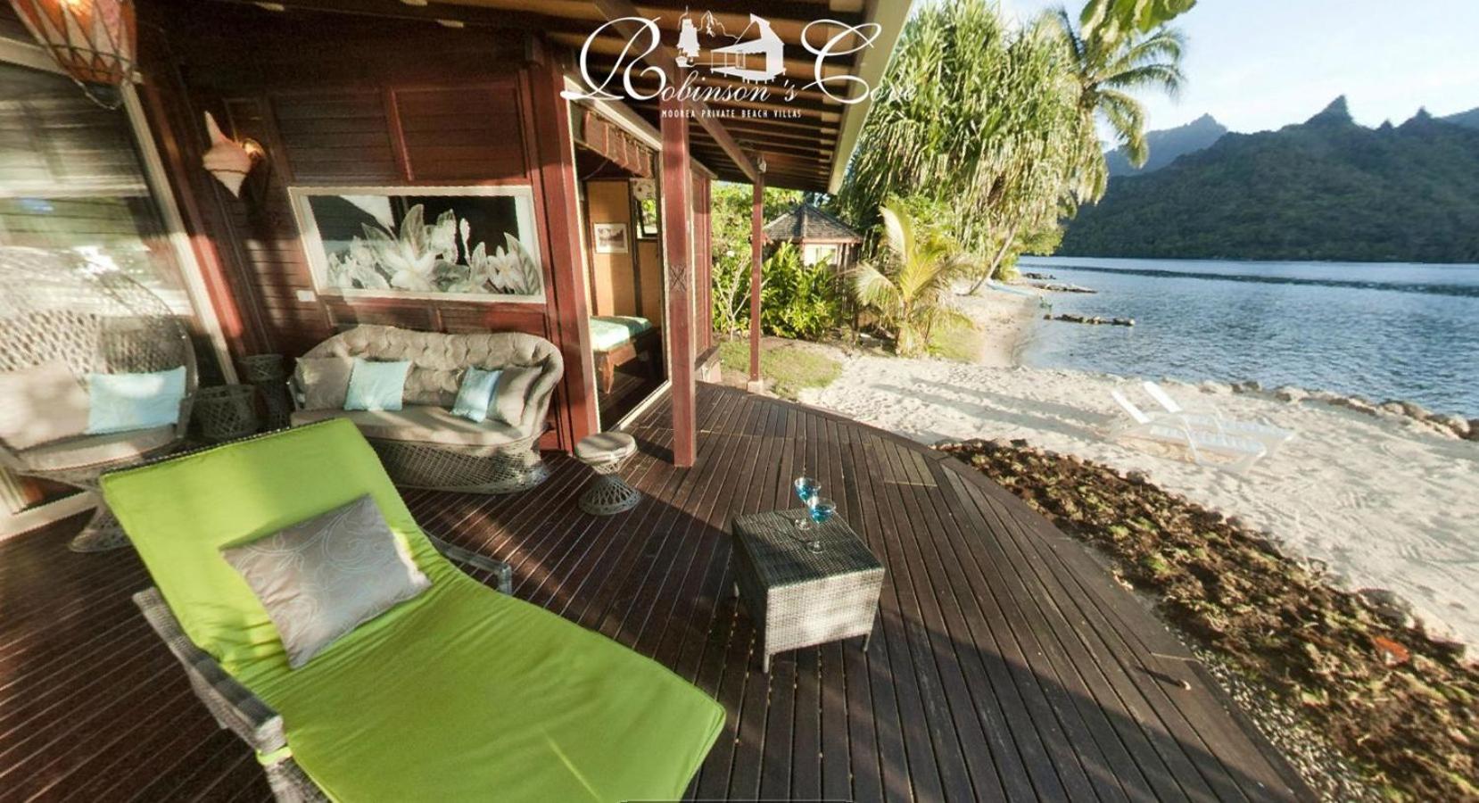 Villa photo 2