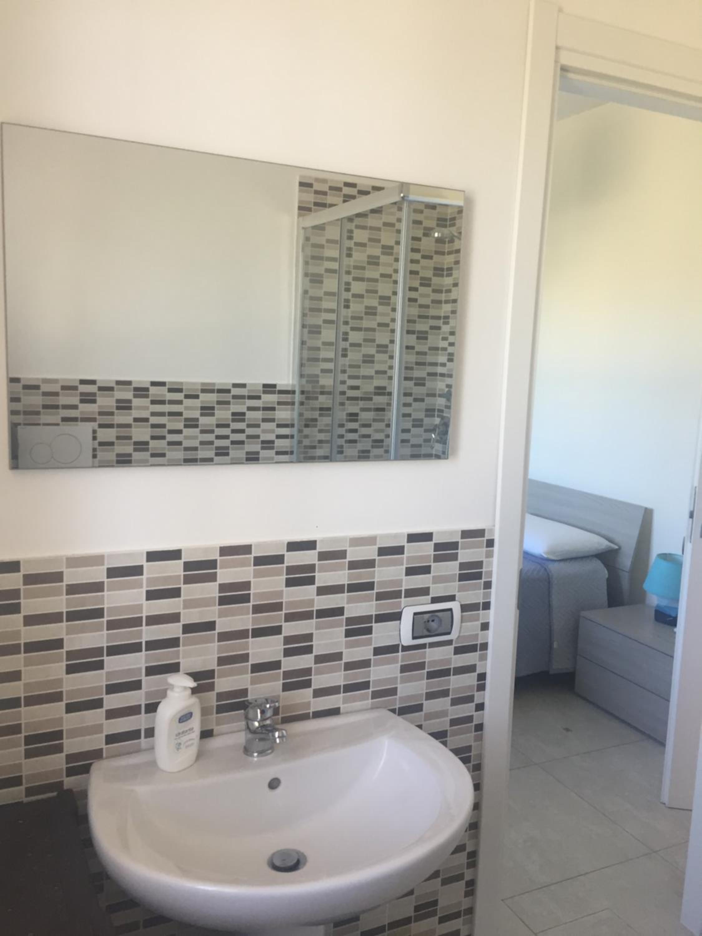 Triple Room with Private Bathroom photo 3