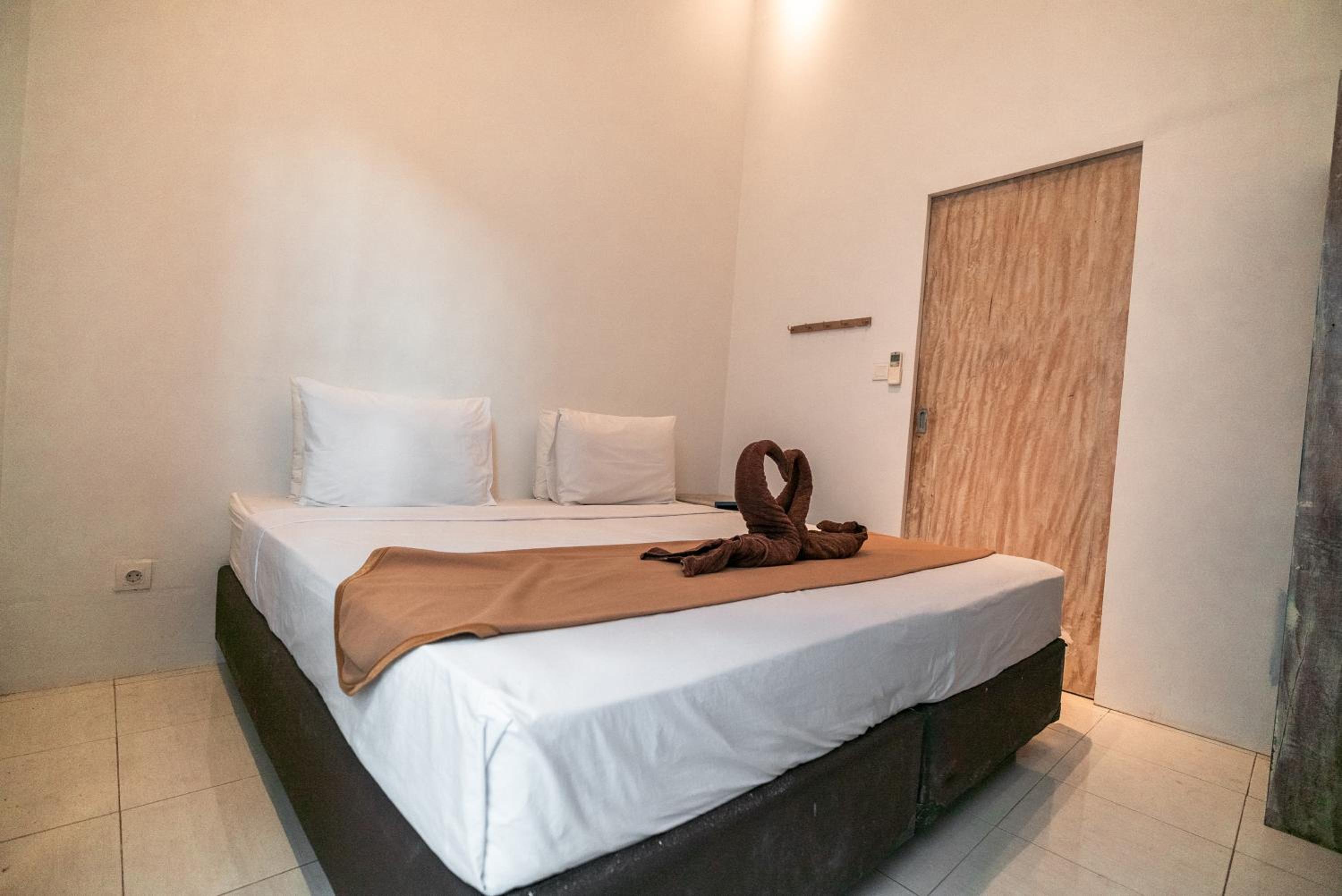 Double Room - Photo 1