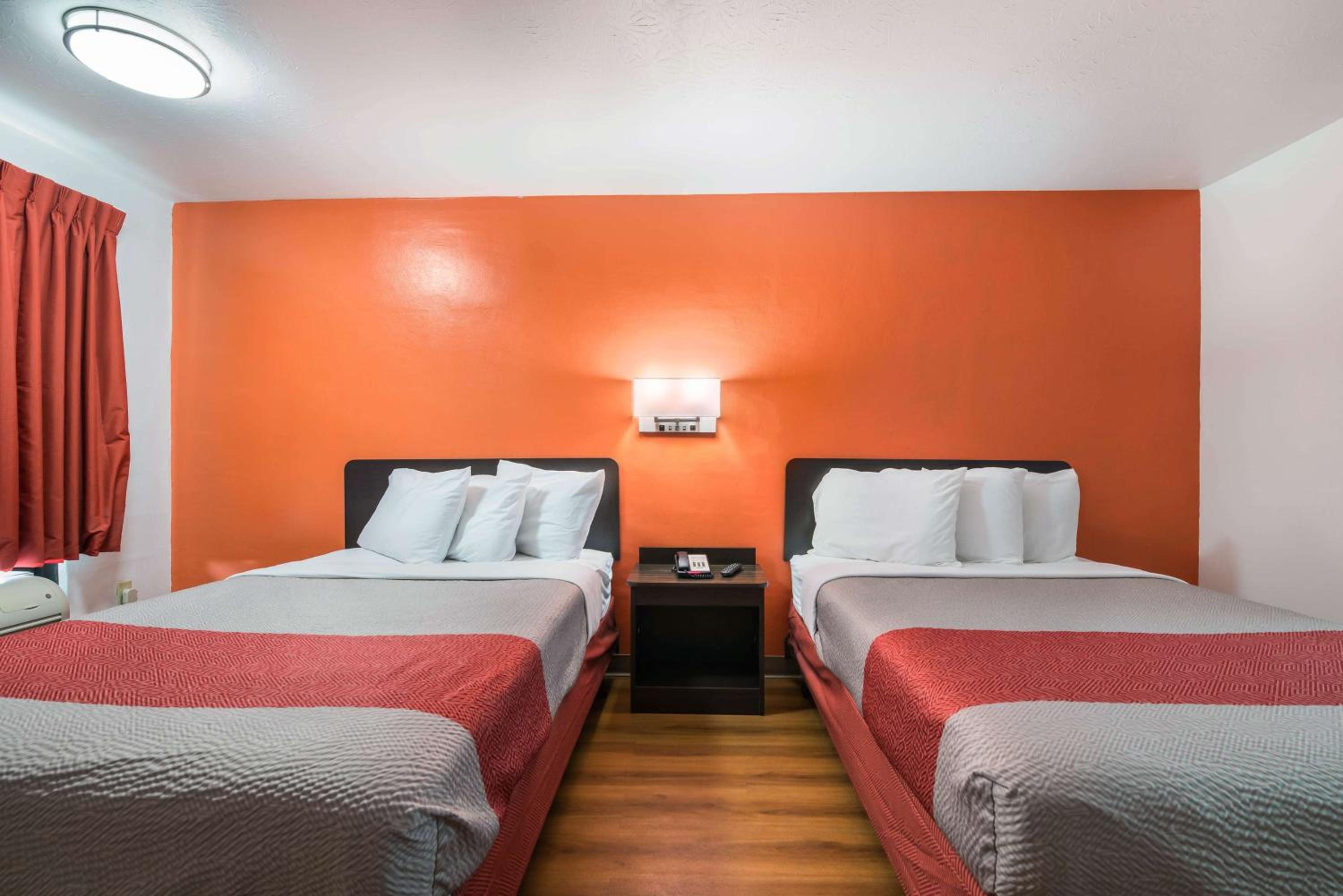 Deluxe Quadruple Room - Non-Smoking photo 2