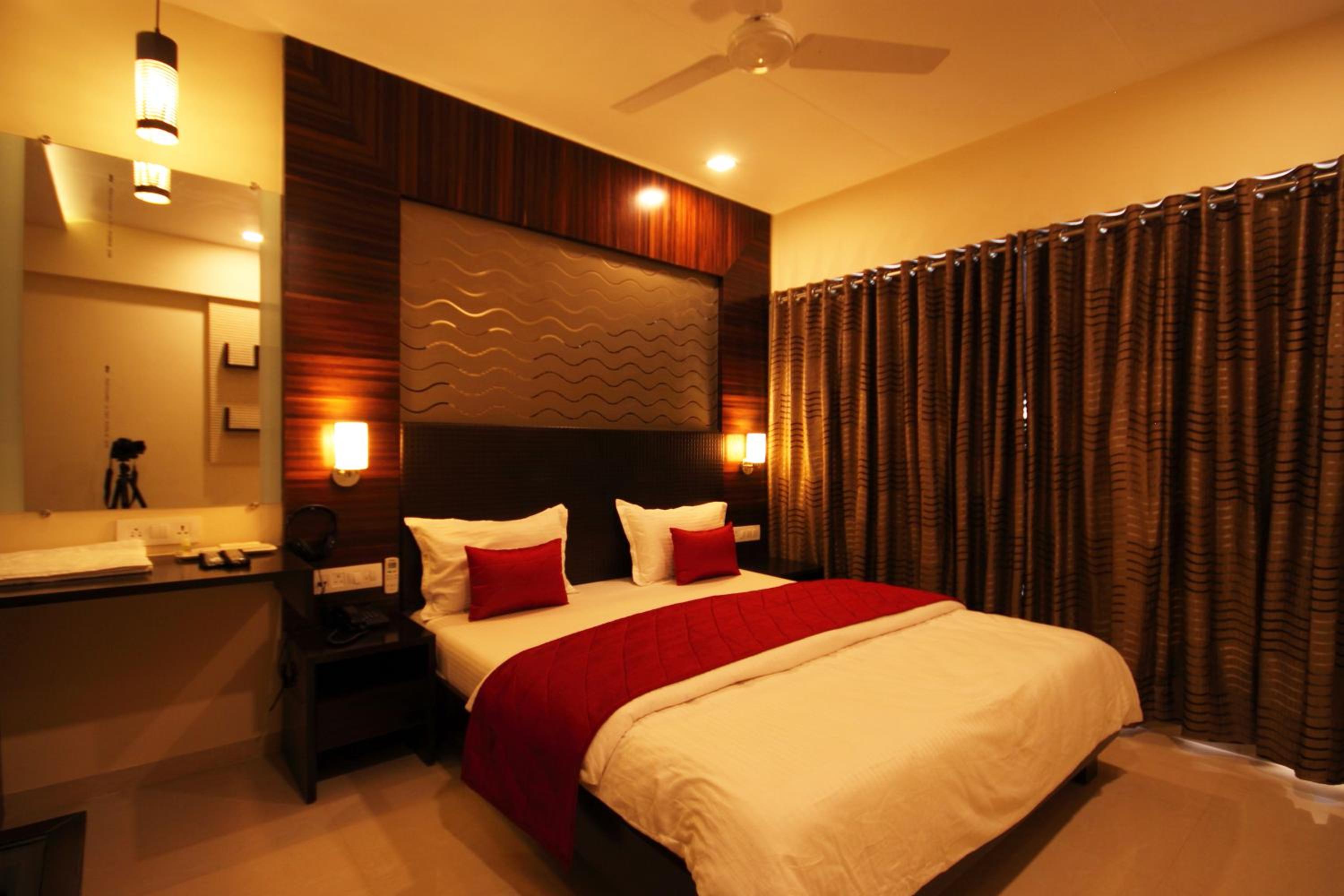 Standard Double or Twin Room photo 2