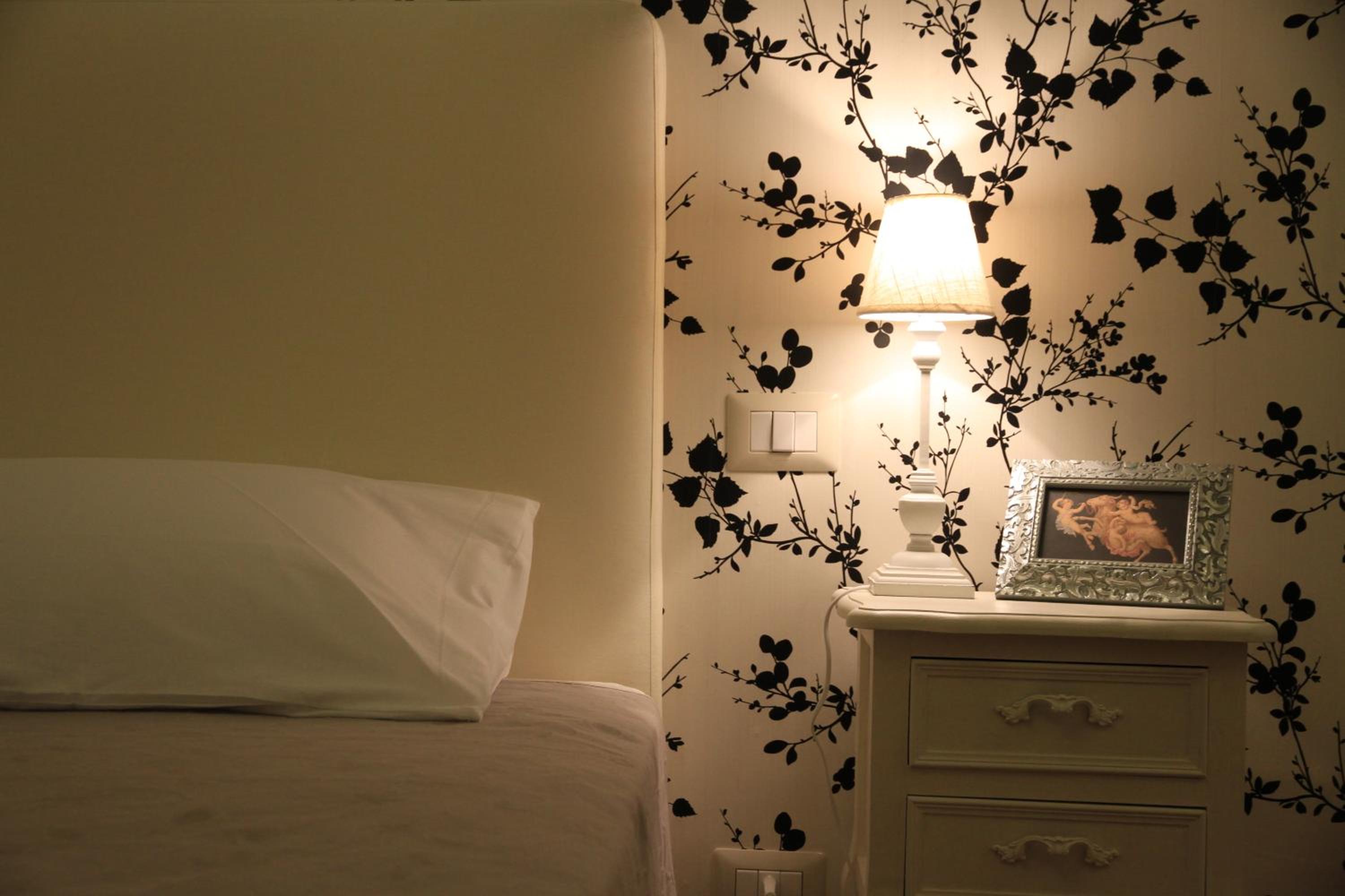 Large Double or Twin Room photo 2