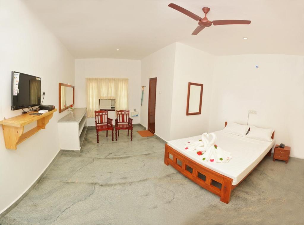 Deluxe Double or Twin Room with Garden View
