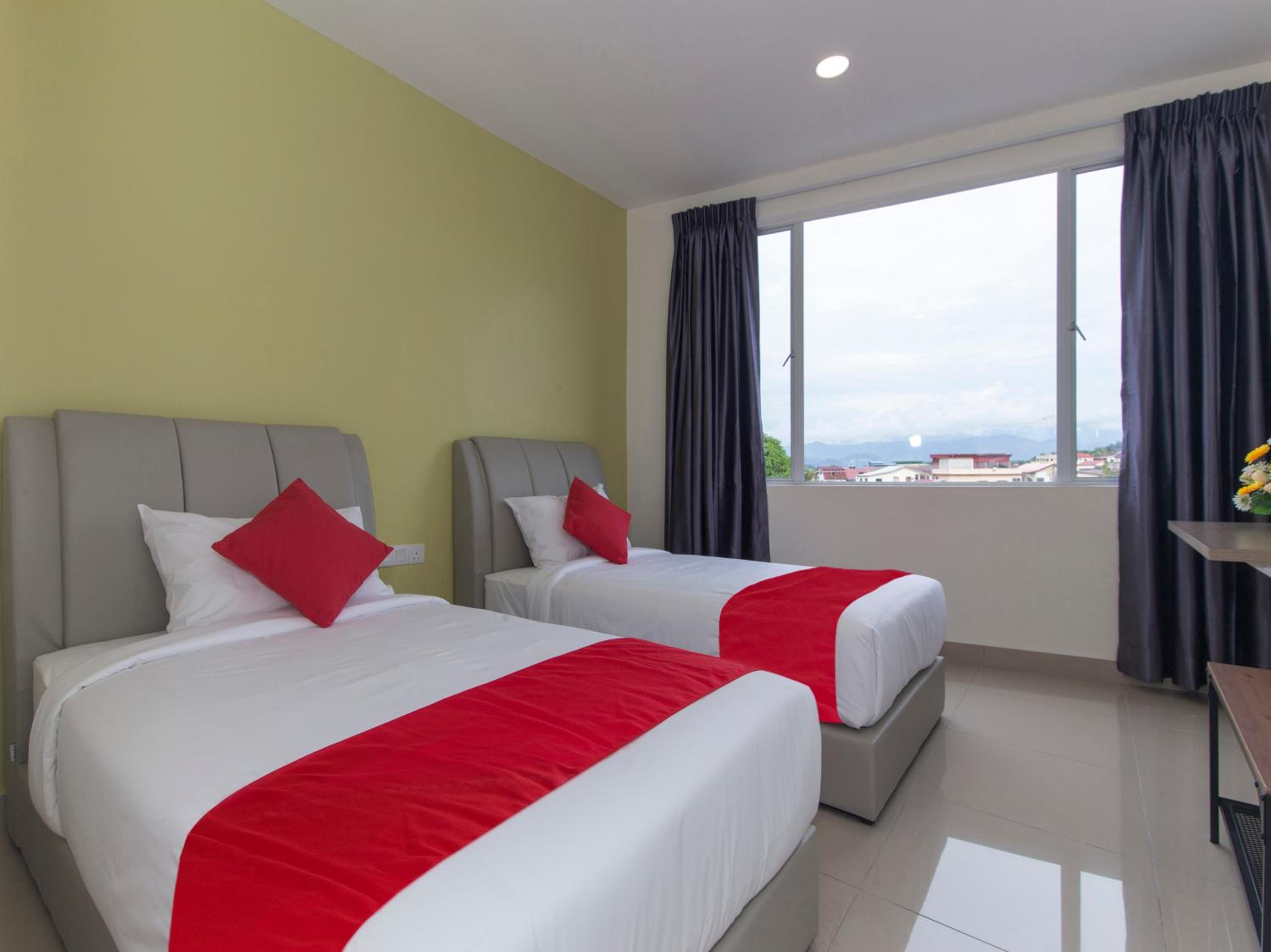 Deluxe Twin Room photo 3
