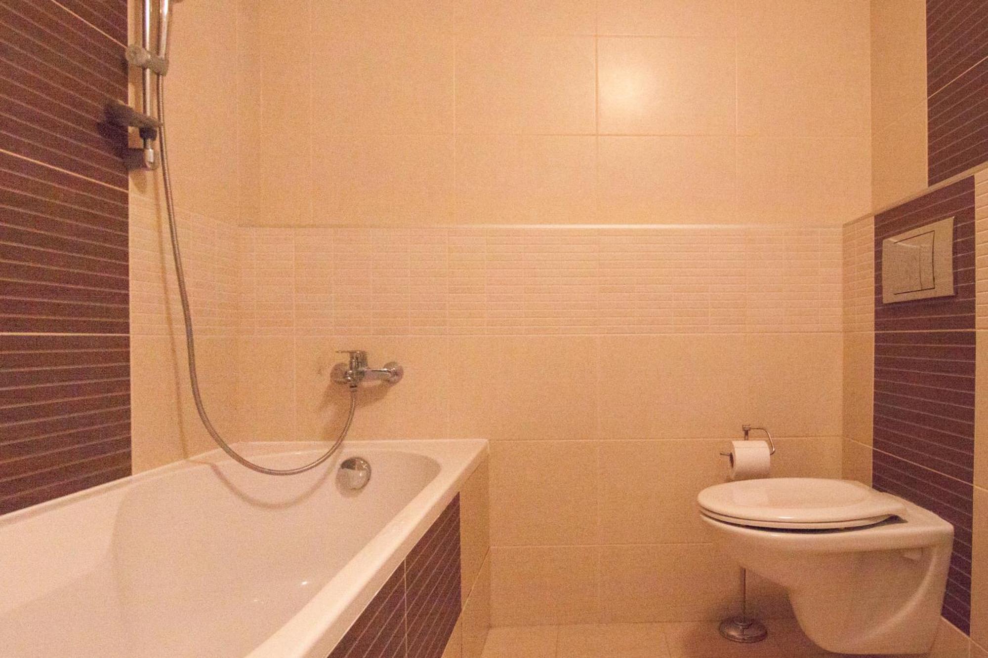 Two-Bedroom Apartment - Photo 18