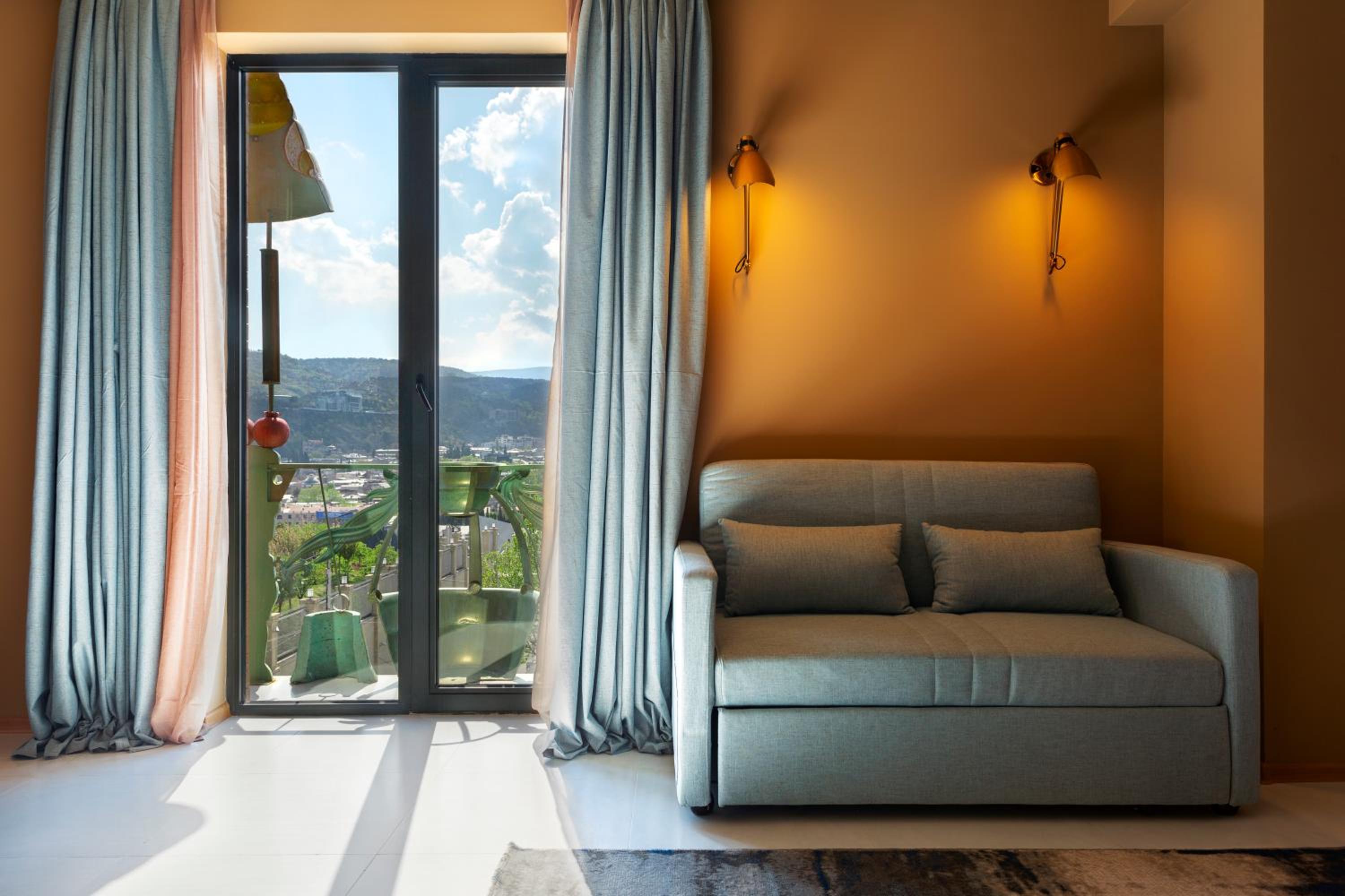 Triple Room with Balcony - Photo 4