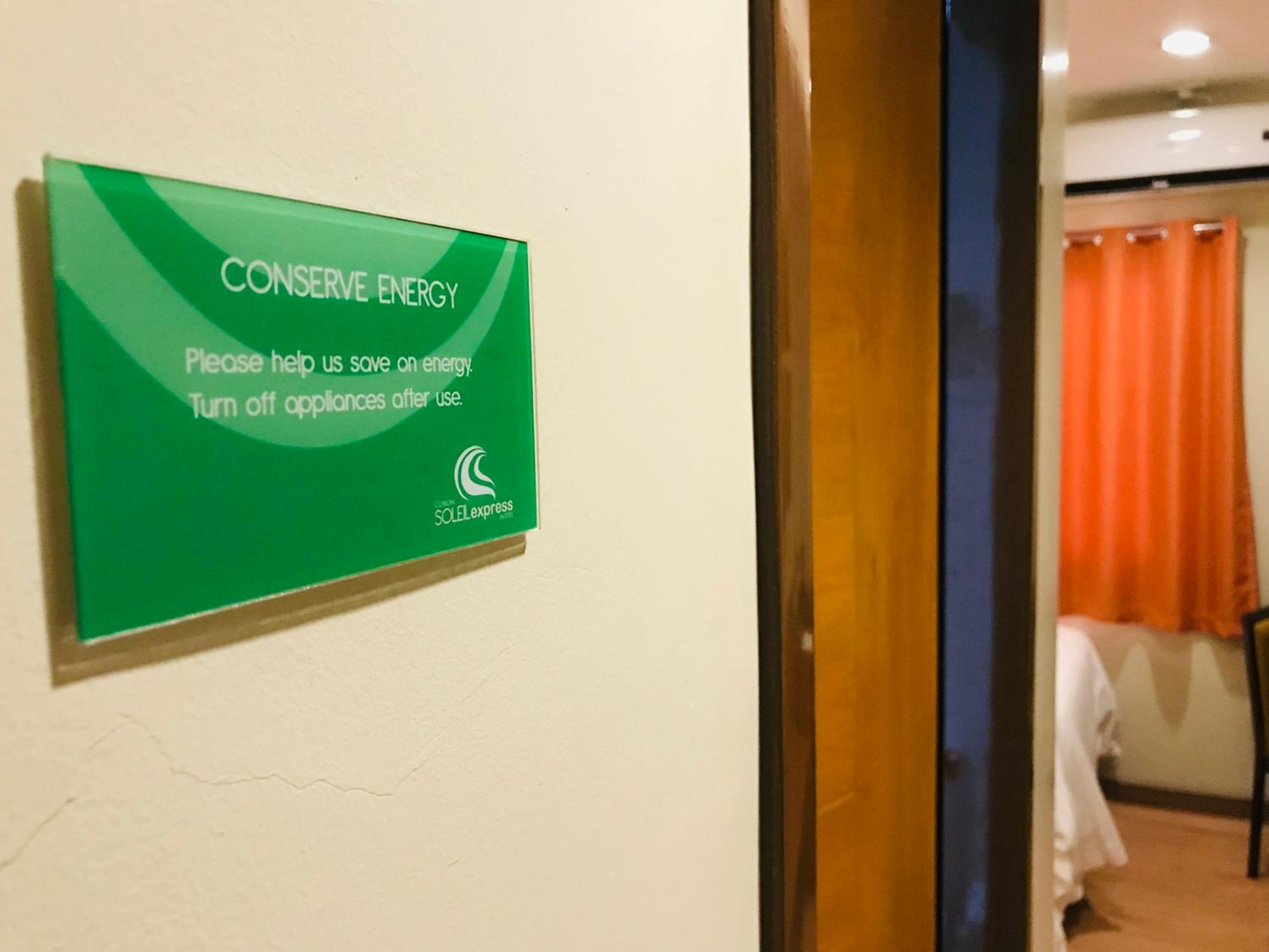 Standard Twin Room - Photo 14