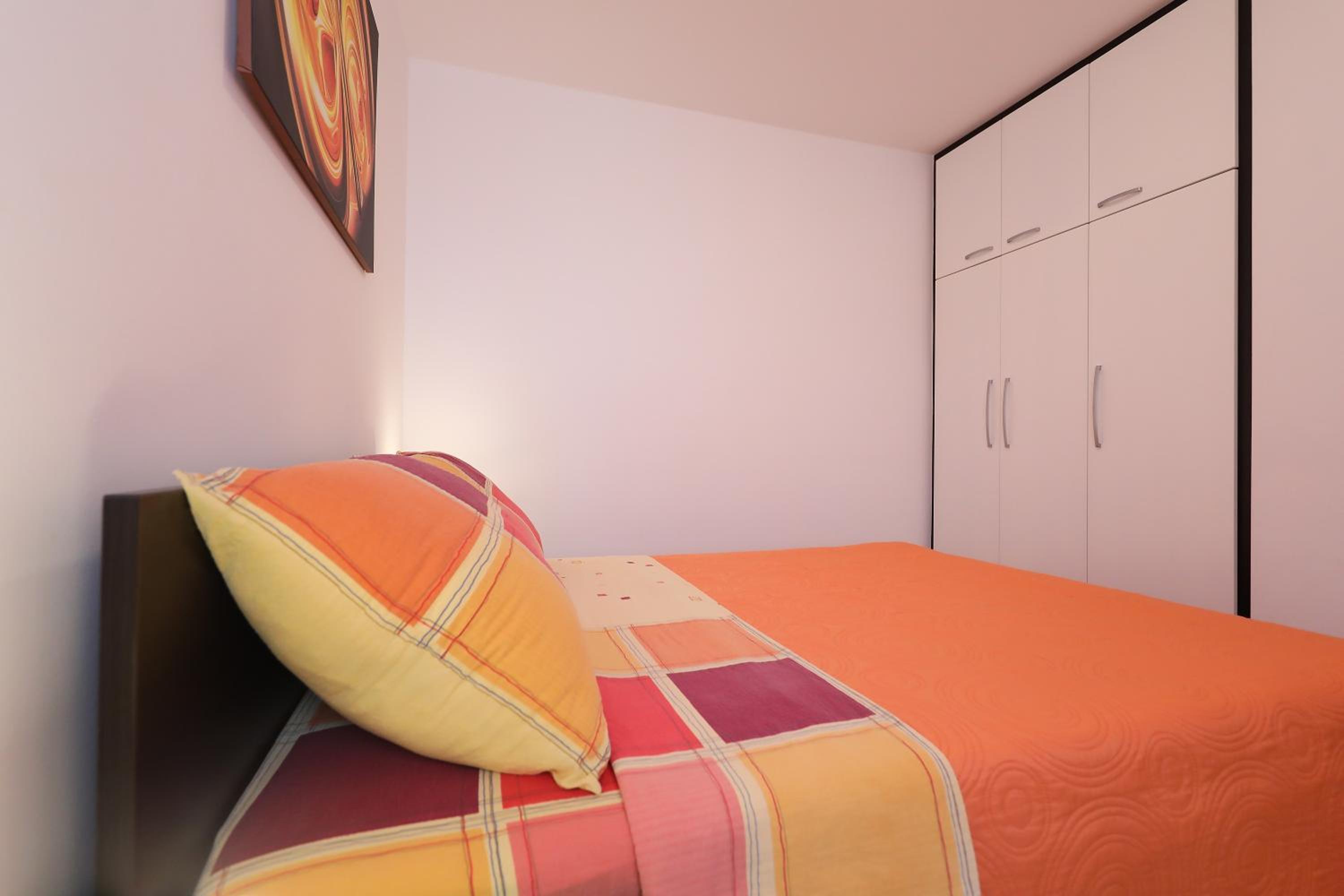 One-Bedroom Apartment with Terrace or Balcony - Photo 48